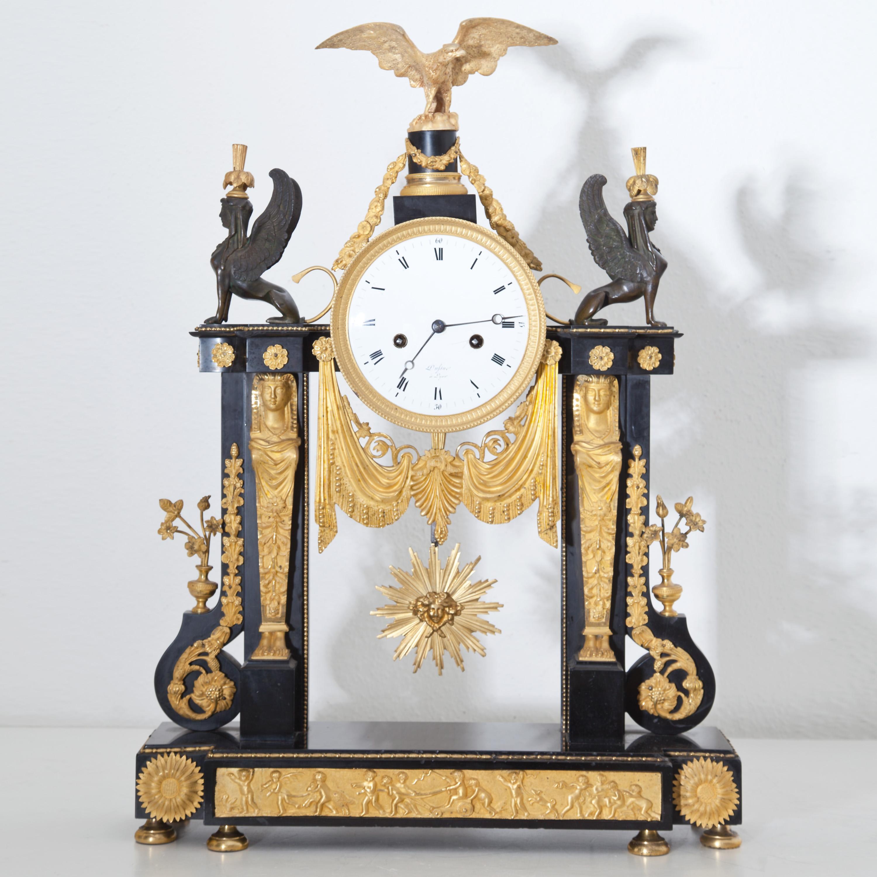 Louis Seize Portal Pendule, France, Late 18th Century In Good Condition In Greding, DE
