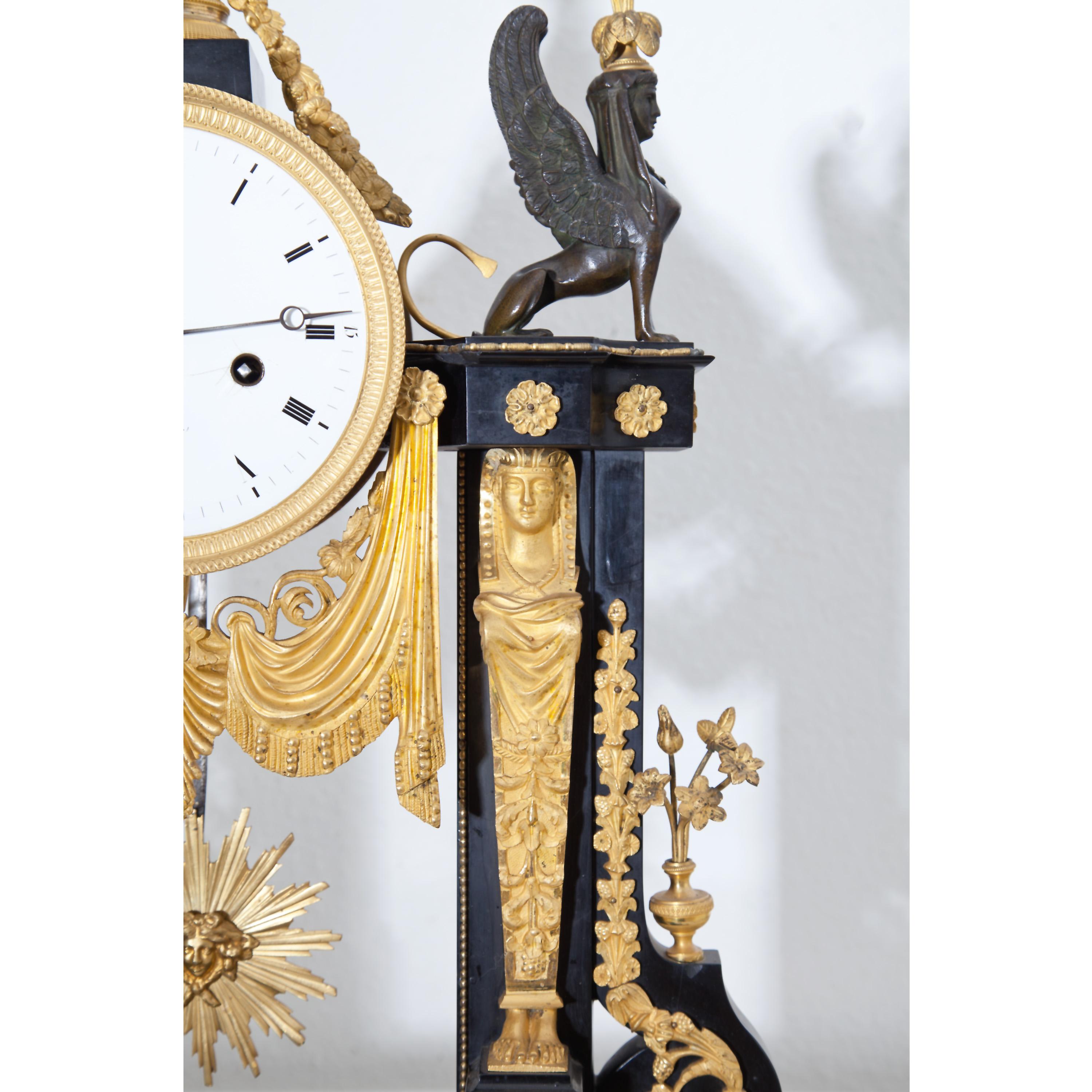 Louis Seize Portal Pendule, France, Late 18th Century 1