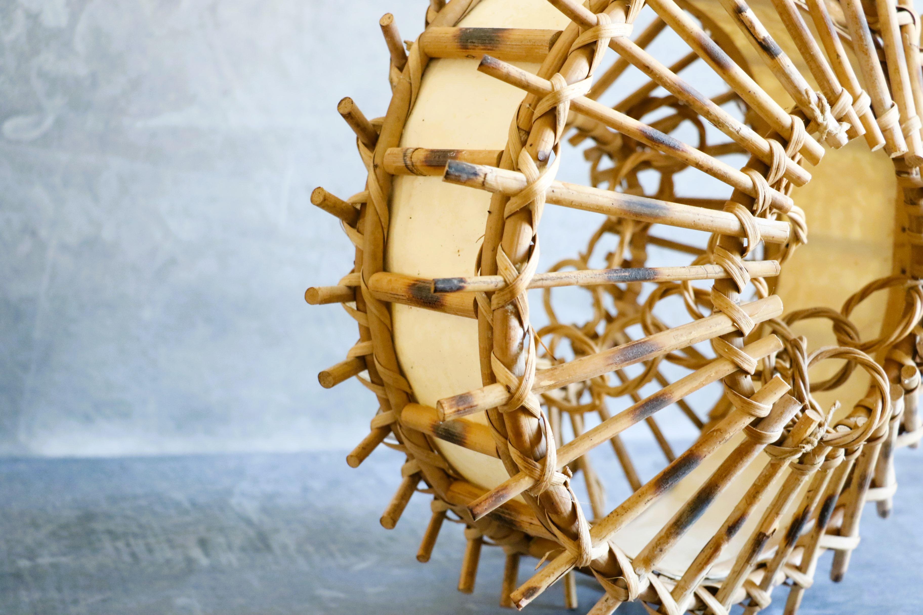 Louis Sognot Bamboo and Rattan Chandelier Mid-Century Modern 1960, France In Good Condition For Sale In Camblanes et Meynac, FR
