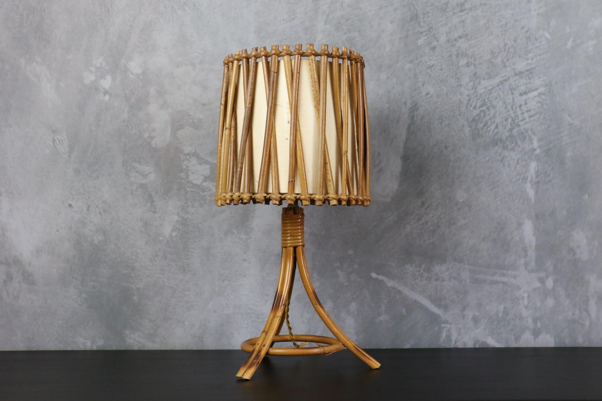 Hand-Crafted Louis Sognot Bamboo and Rattan Table Lamp Mid-Century Modern 1960, France