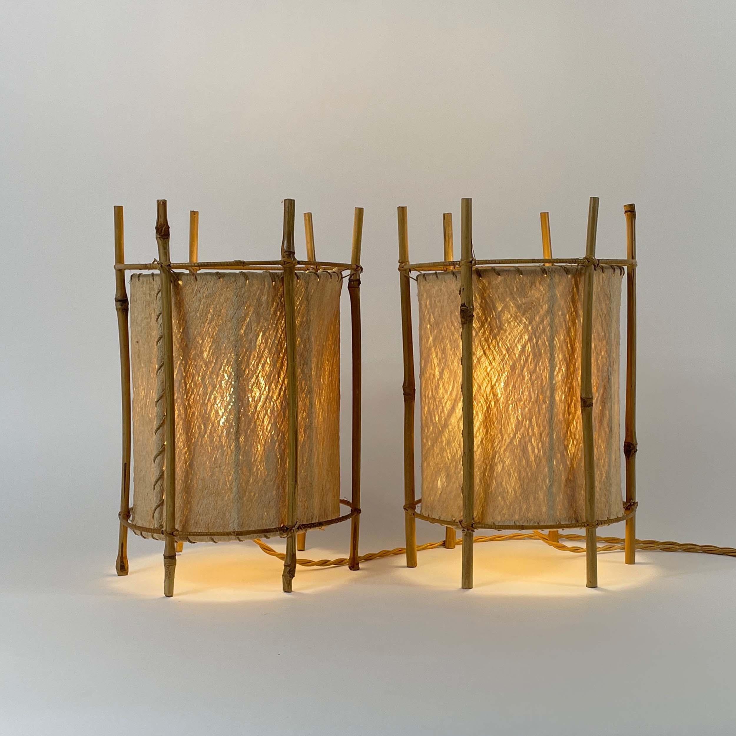 Louis Sognot Tischlampen aus Bambus und Pergament, Frankreich 1950er Jahre im Angebot 1