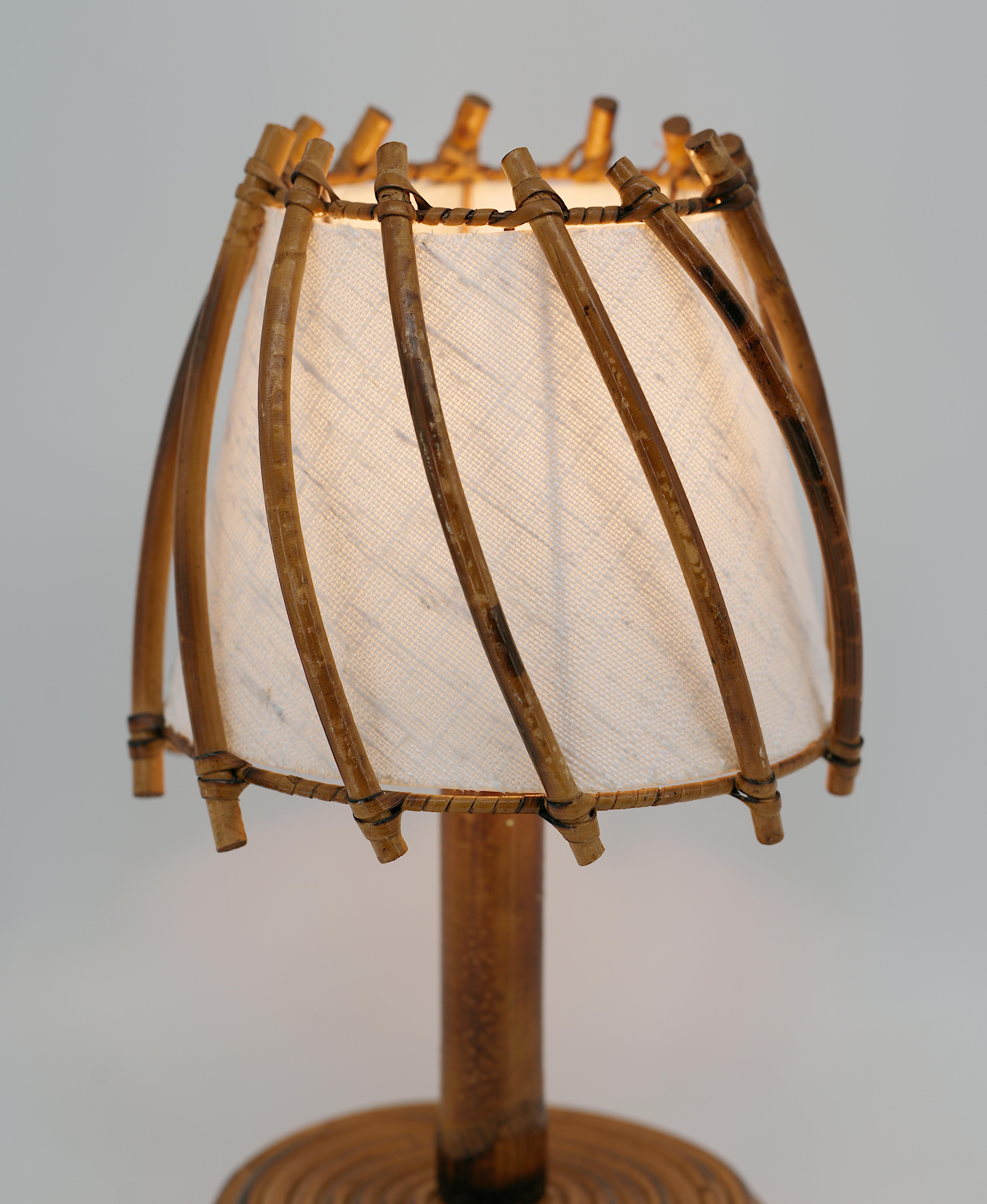 Lámpara de mesa de bambú Louis SOGNOT, años 50 en venta 3