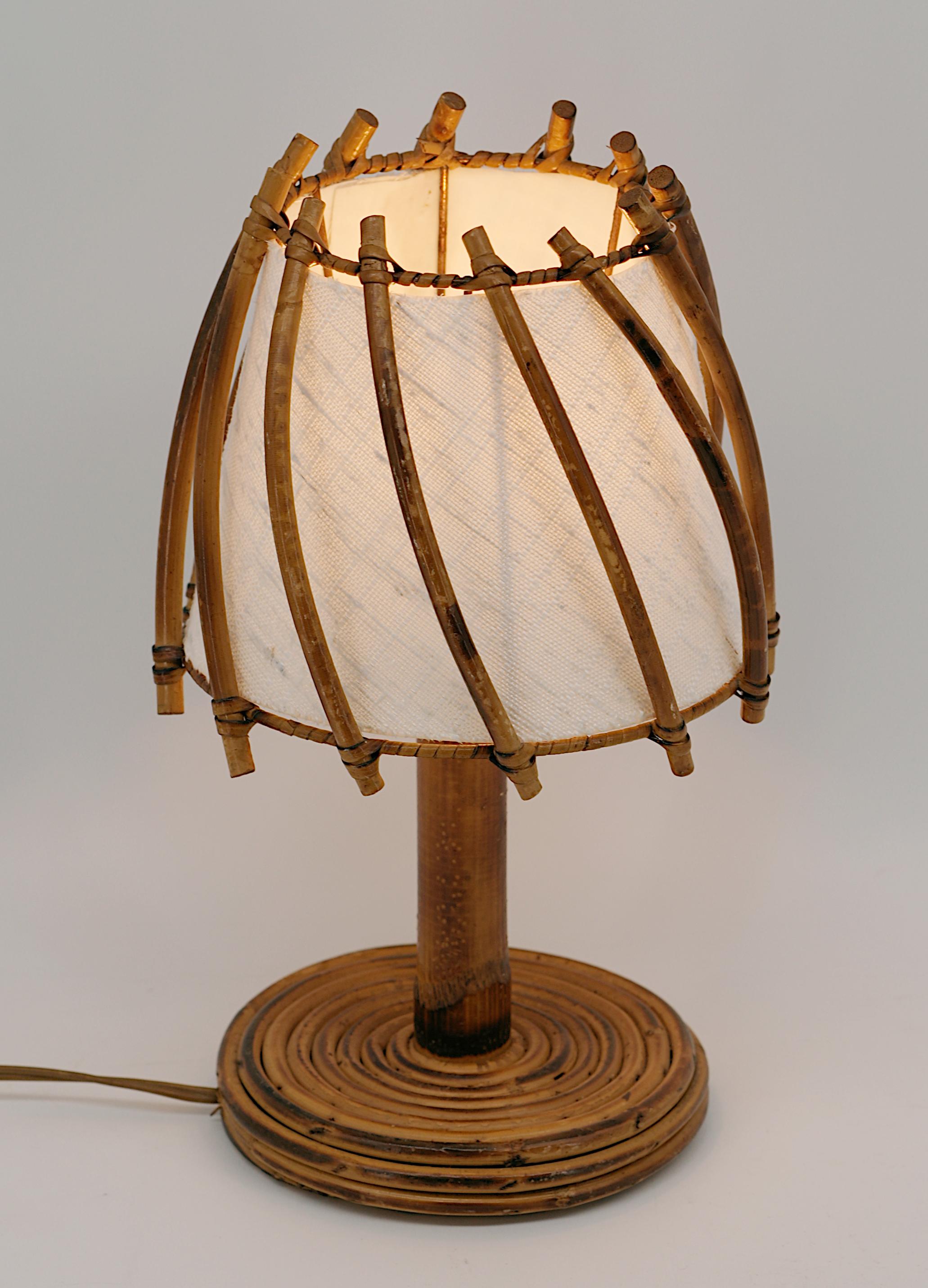 Lámpara de mesa de bambú Louis SOGNOT, años 50 mediados del siglo XX en venta