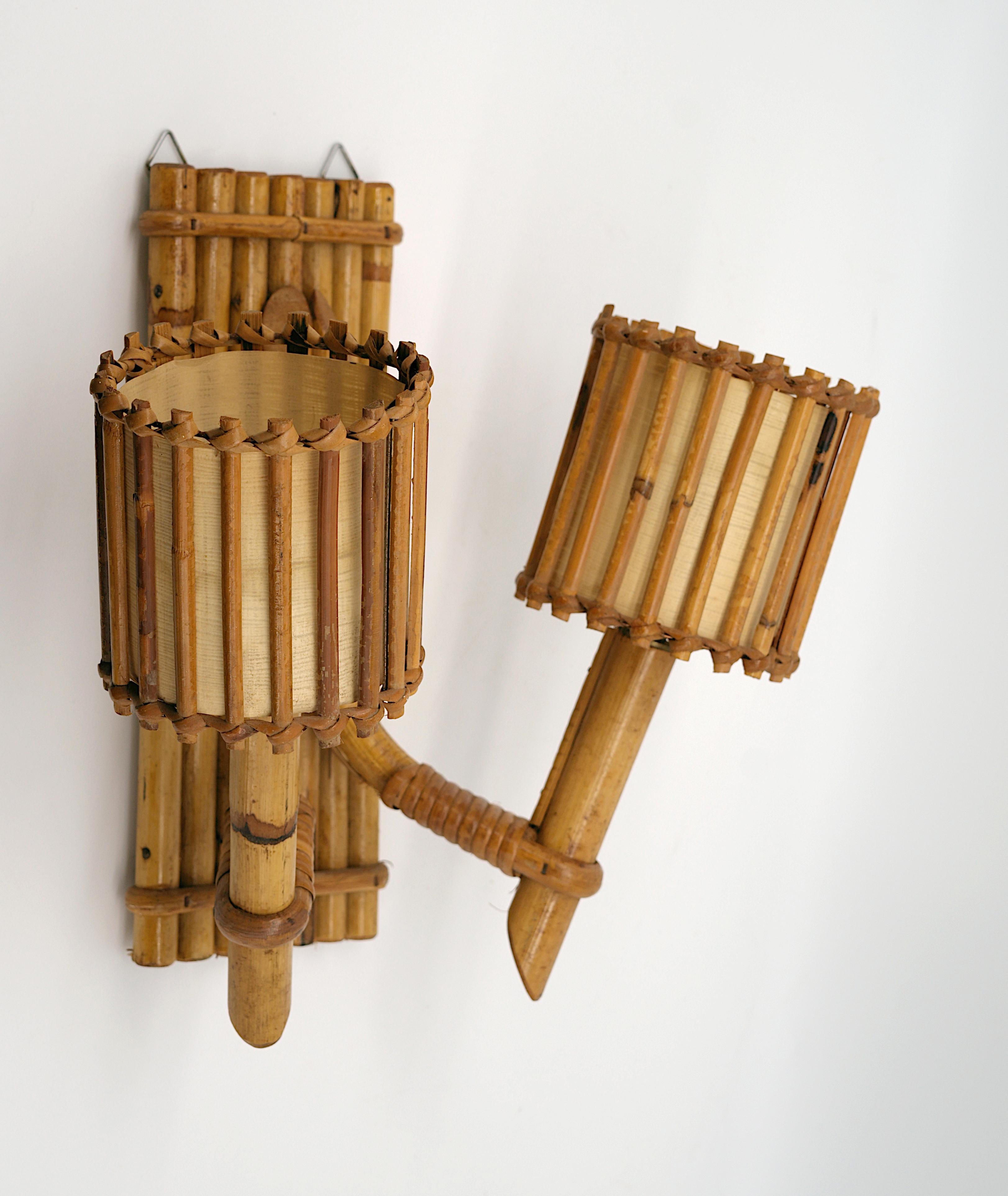 Aplique doble de bambú Louis SOGNOT, años 50 Tela en venta