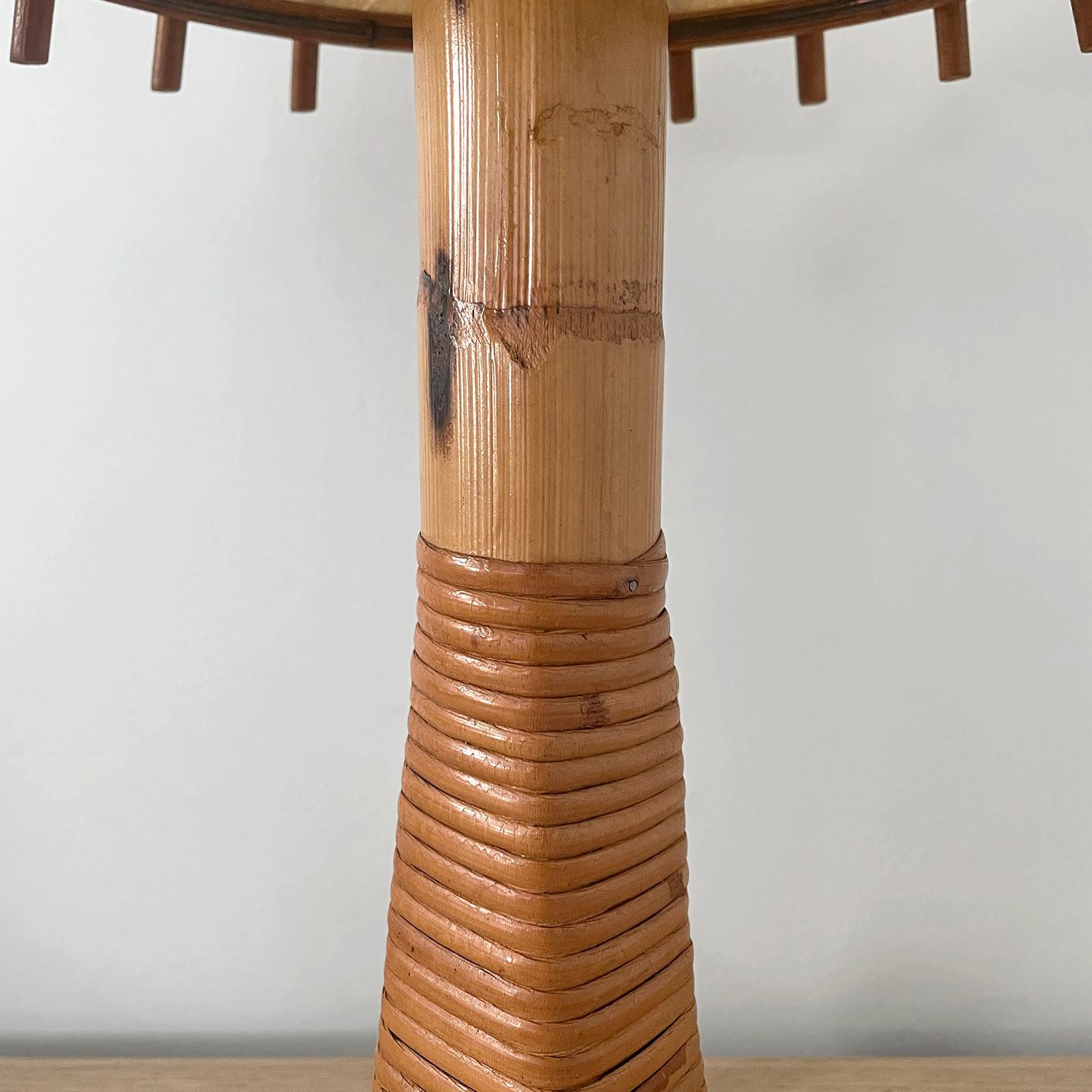 Lampe de table française Louis Sognot en bambou et rotin en vente 3