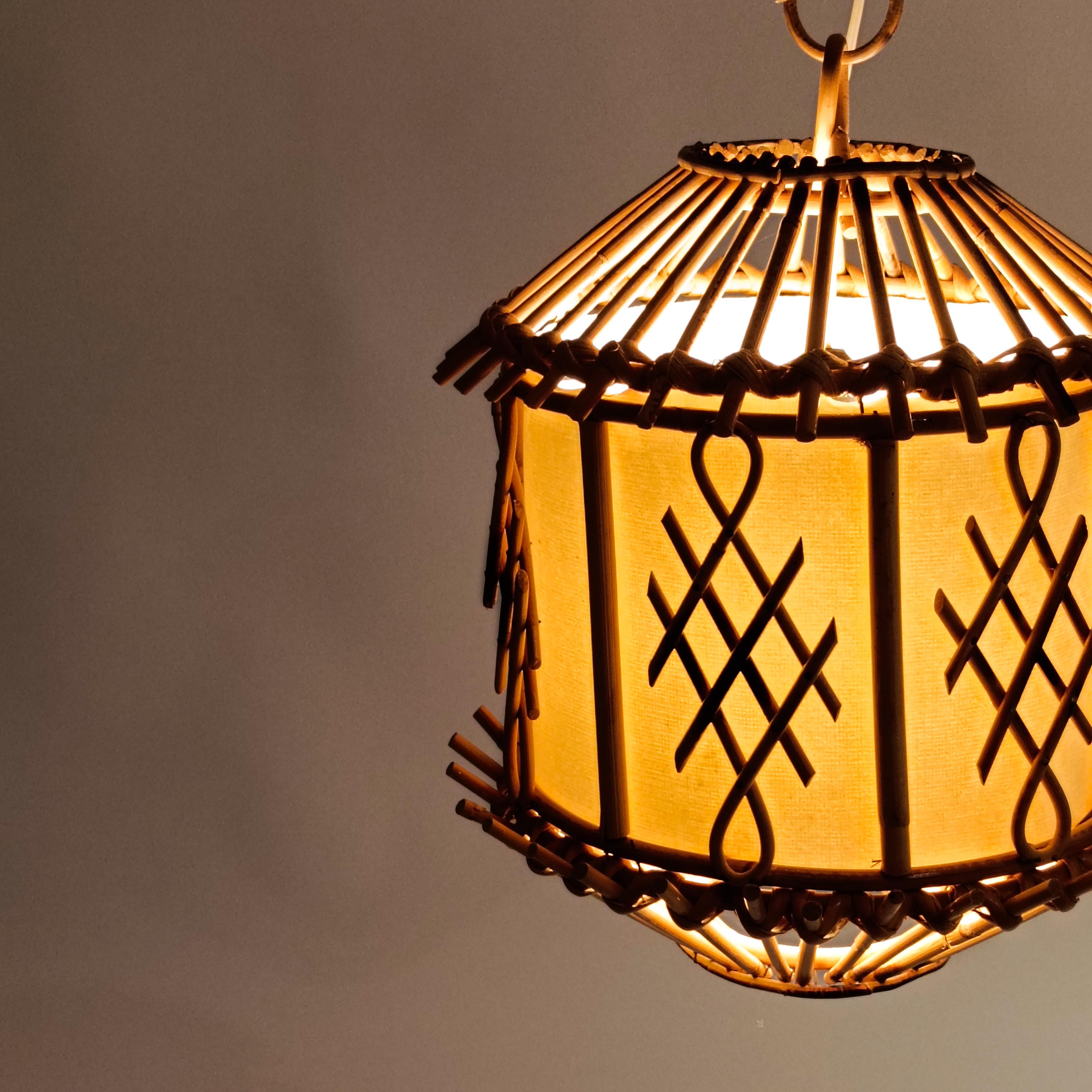 Milieu du XXe siècle Louis Sognot. Lampe suspendue de style Riviera française, Italie, années 1960 en vente