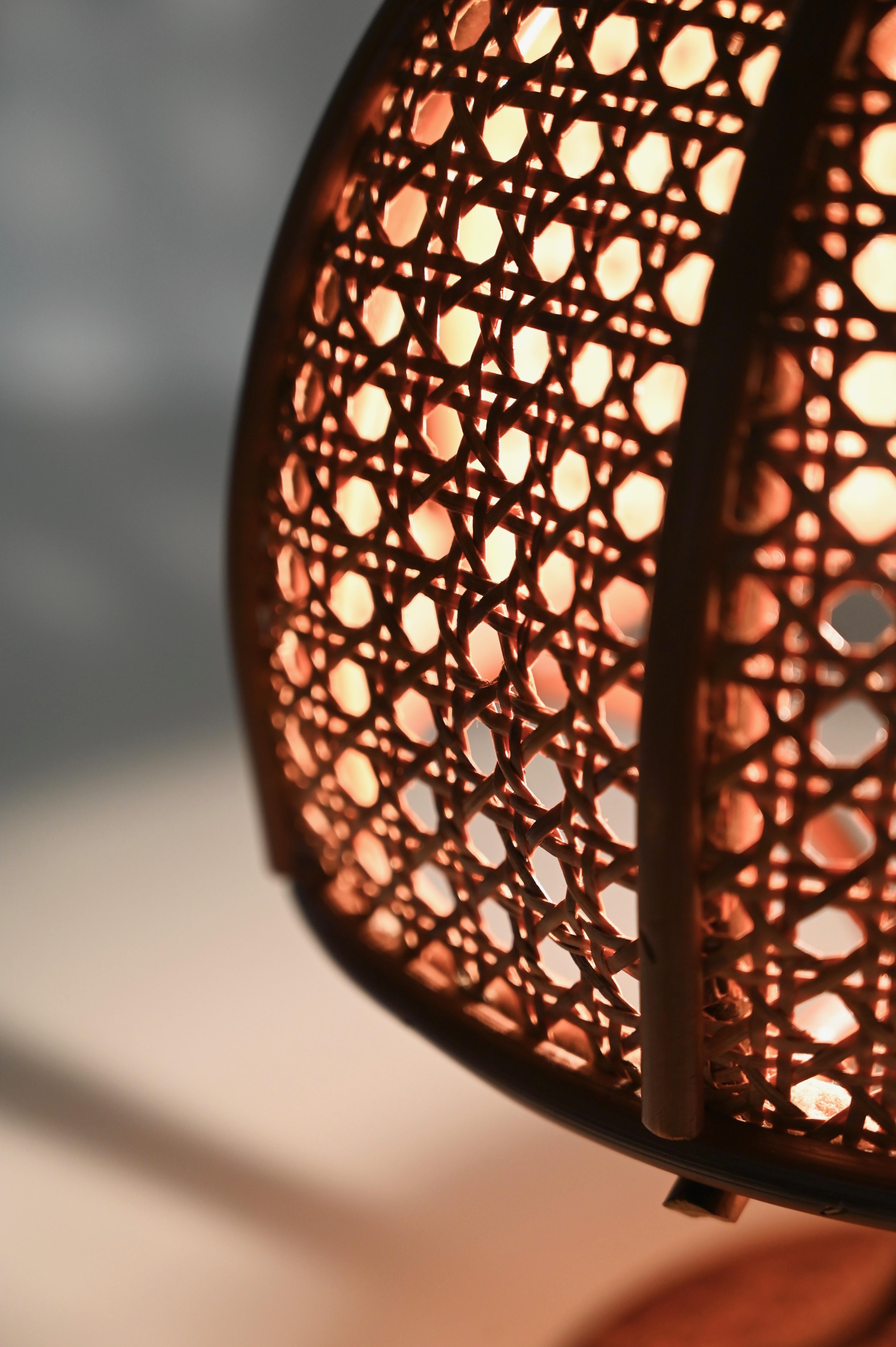 Lampada da tavolo grande in bambù, rattan e paglia di Vienna, Louis Sognot, Italia, anni '60 in vendita 2