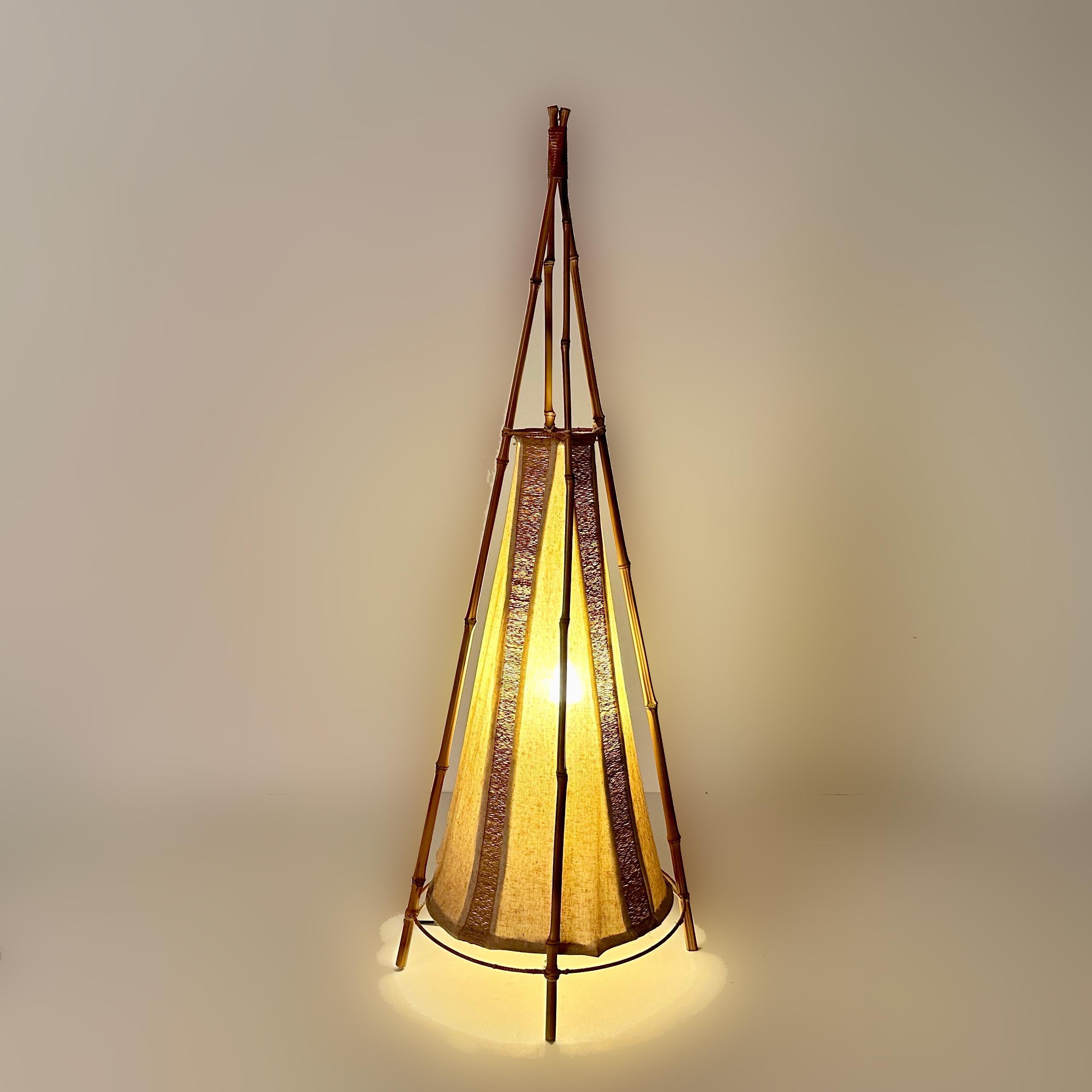 French Louis Sognot Midcentury Cotton, Bamboo and Rattan Italian Table Lamp, 1960s For Sale