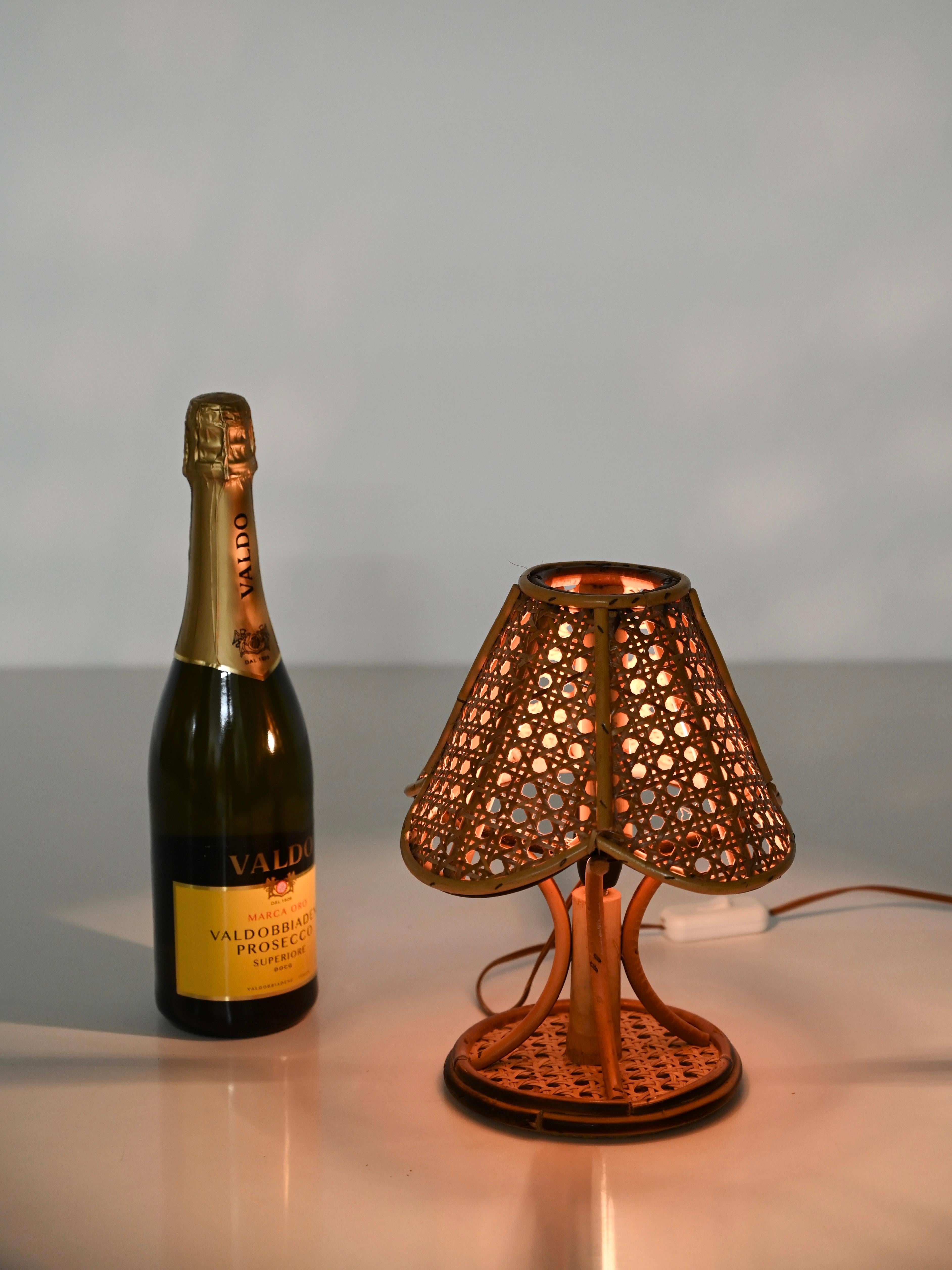 Paire de lampes de table Louis Sognot en bambou, rotin et paille de Vienne, Italie, années 1960 en vente 1