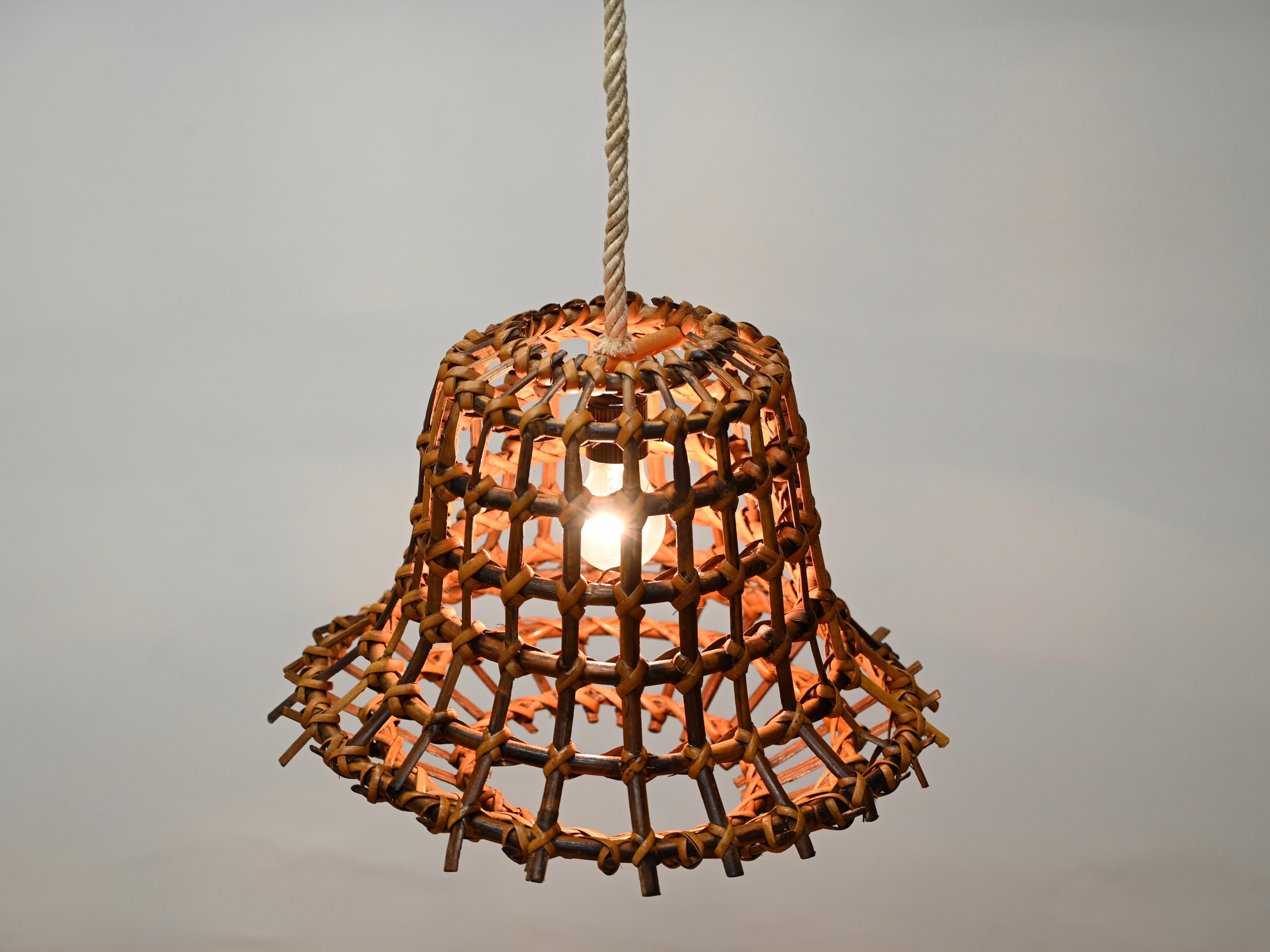 Louis Sognot Pendant Chandelier in Rattan, Wicker and Rope, France 1960s In Good Condition For Sale In Roma, IT