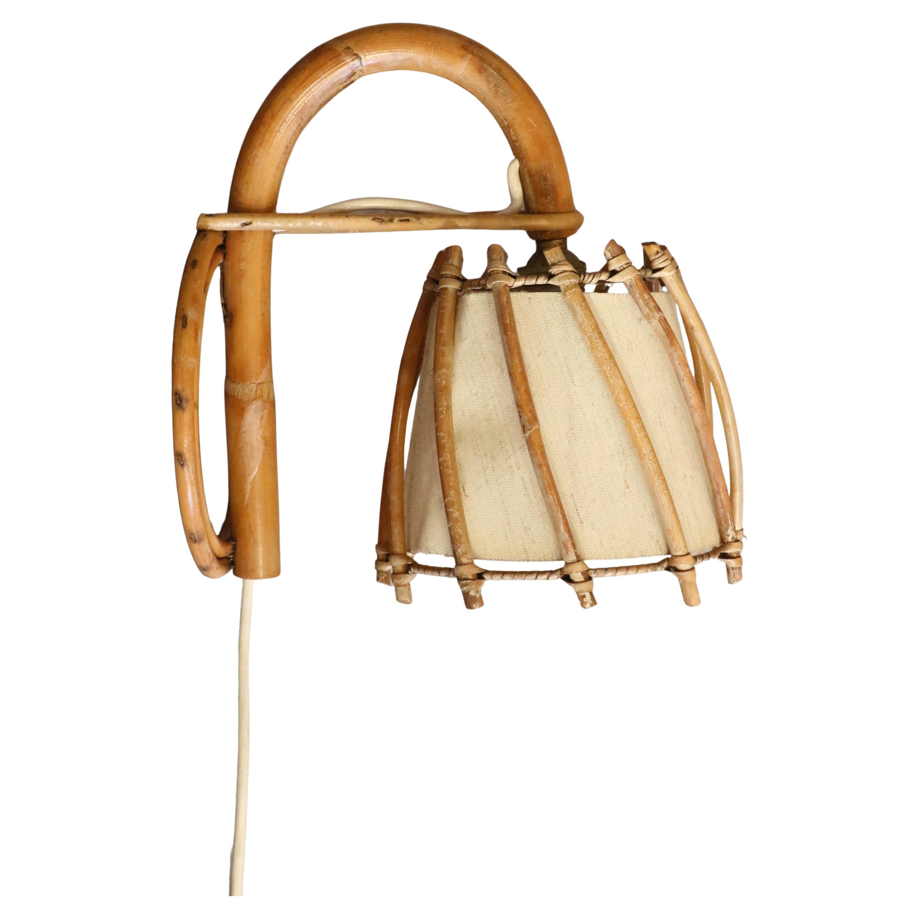 Lampada da parete in rattan Louis Sognot Mid Century Modern 1960, Francia, Era Audoux-Minet