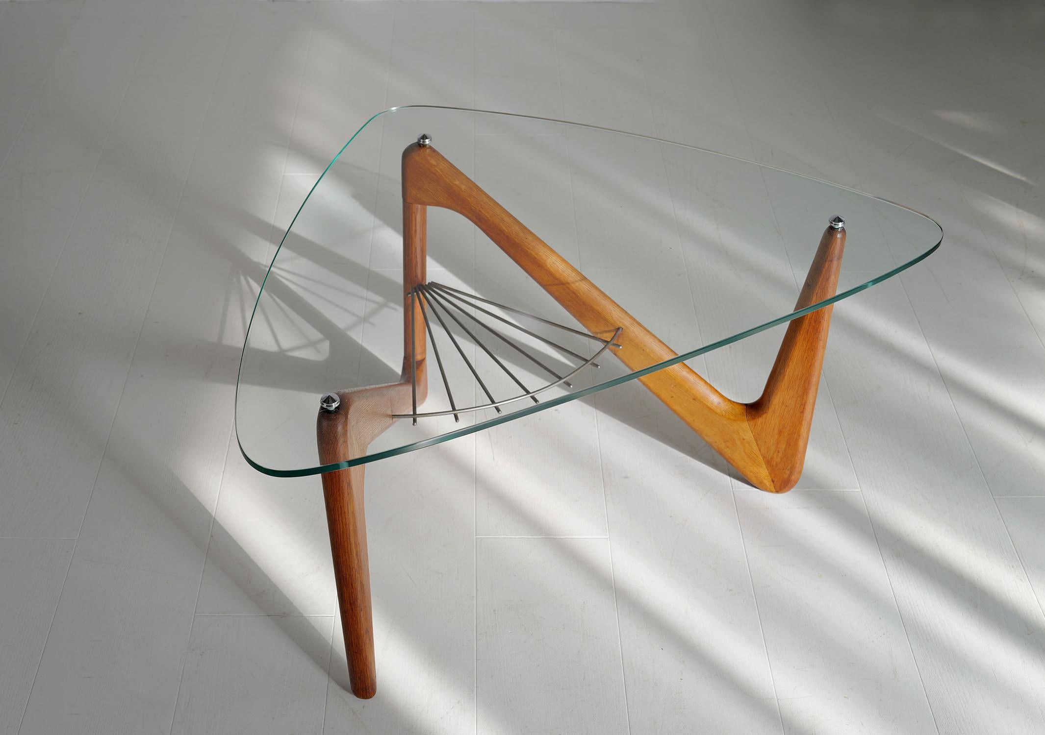 Louis Sognot, table basse tripode, France 1950 en vente 7