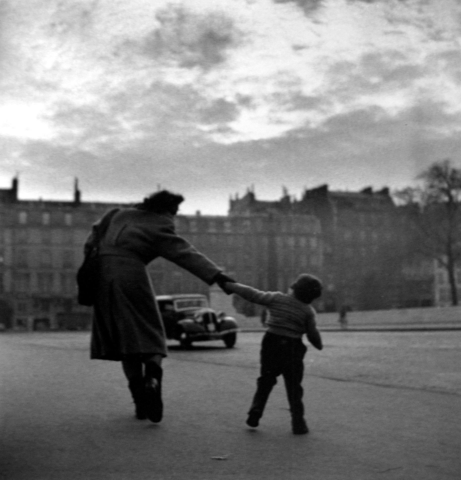 Louis Stettner Black and White Photograph - "Crossing the Seine" Mother and Child, Paris