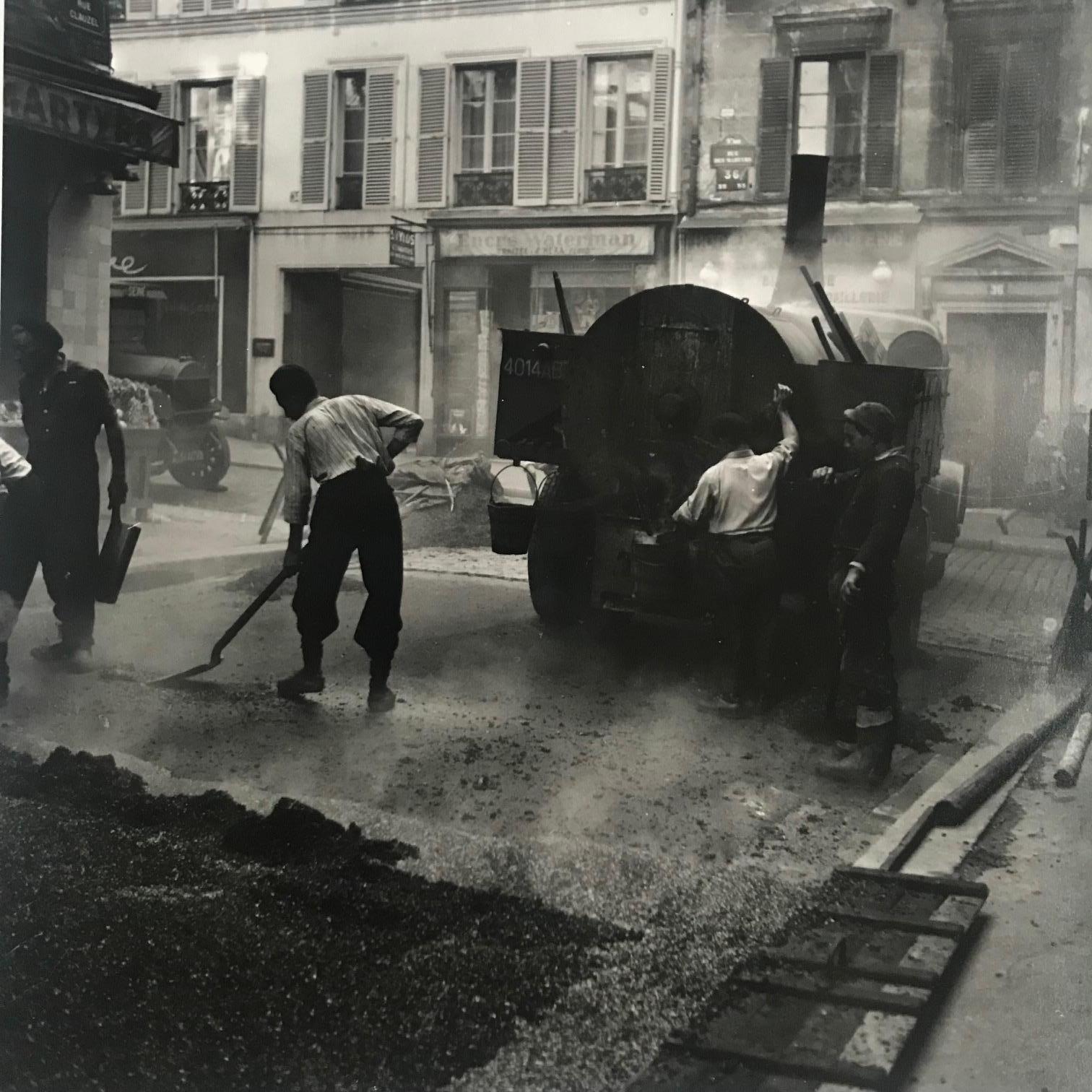 Louis Stettner Black and White Photograph - The roadmenders, rue des martyrs, Paris 9