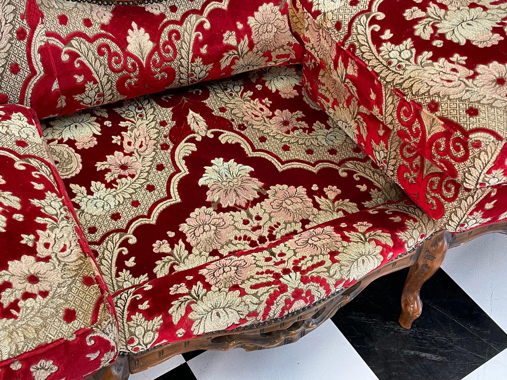 Louis Style Ornate Carved Parlor Sofa 4
