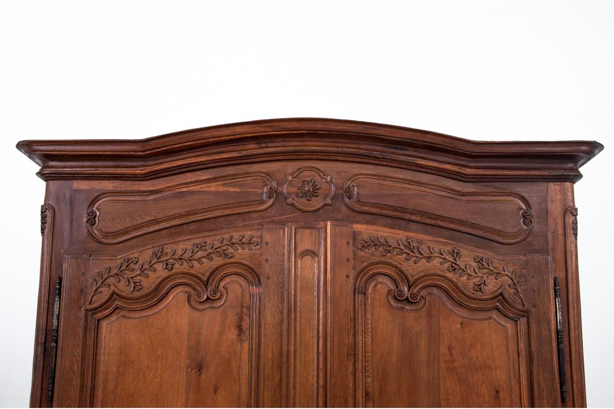Legno Armadio in stile Luigi, metà del XIX secolo in vendita