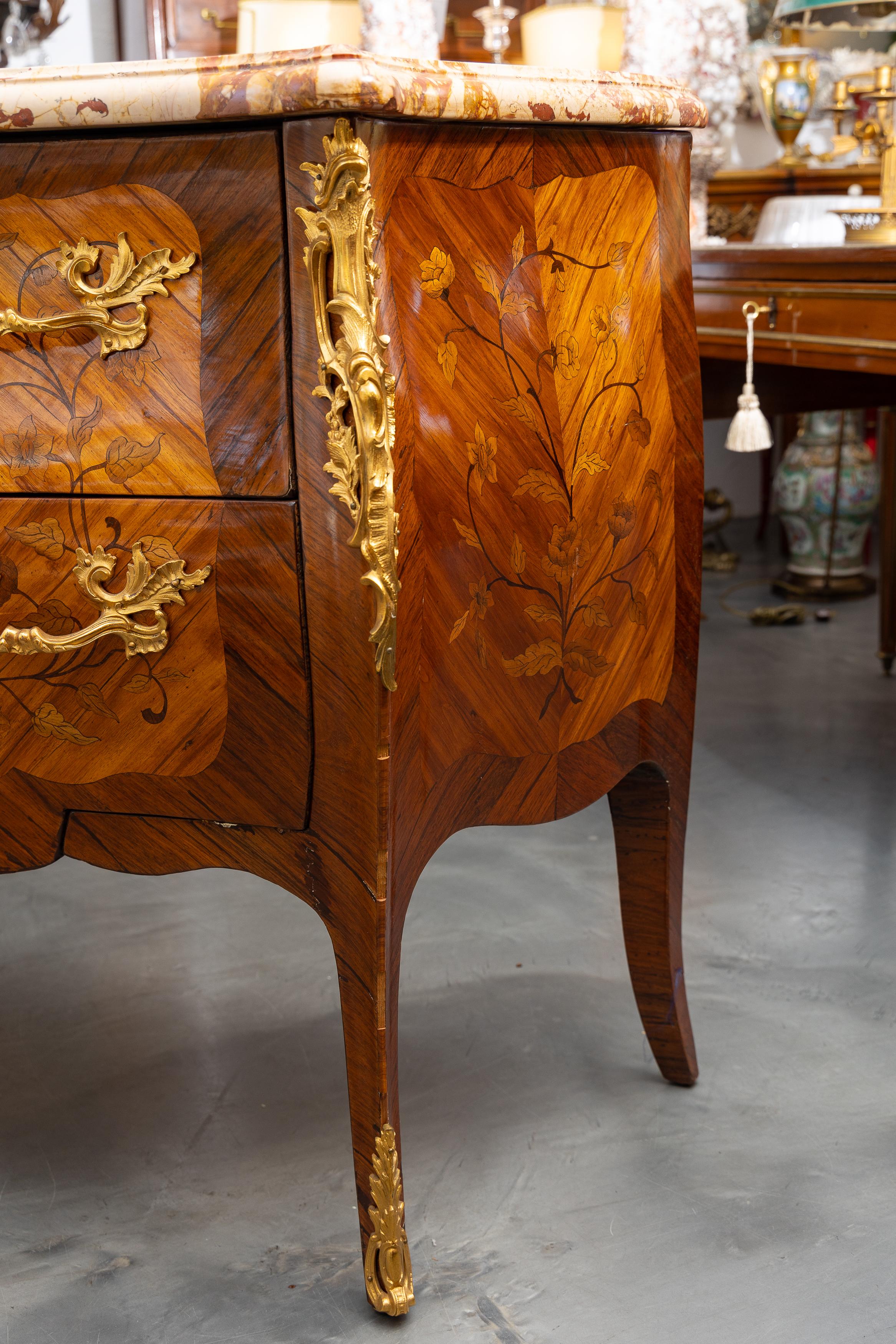 Woodwork Louis Style XV Marquetry Commode For Sale