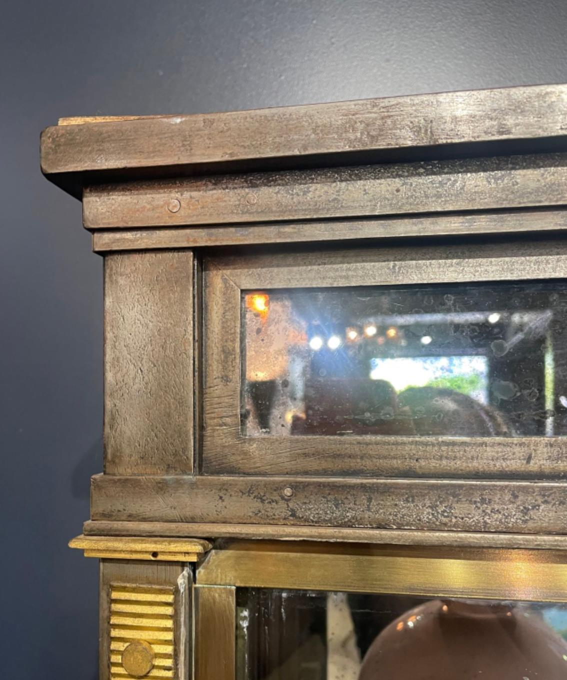 Métal Louis Süe - Rare Vitrine en Fer Forgé et Placage de Merisier (vers 1948) en vente