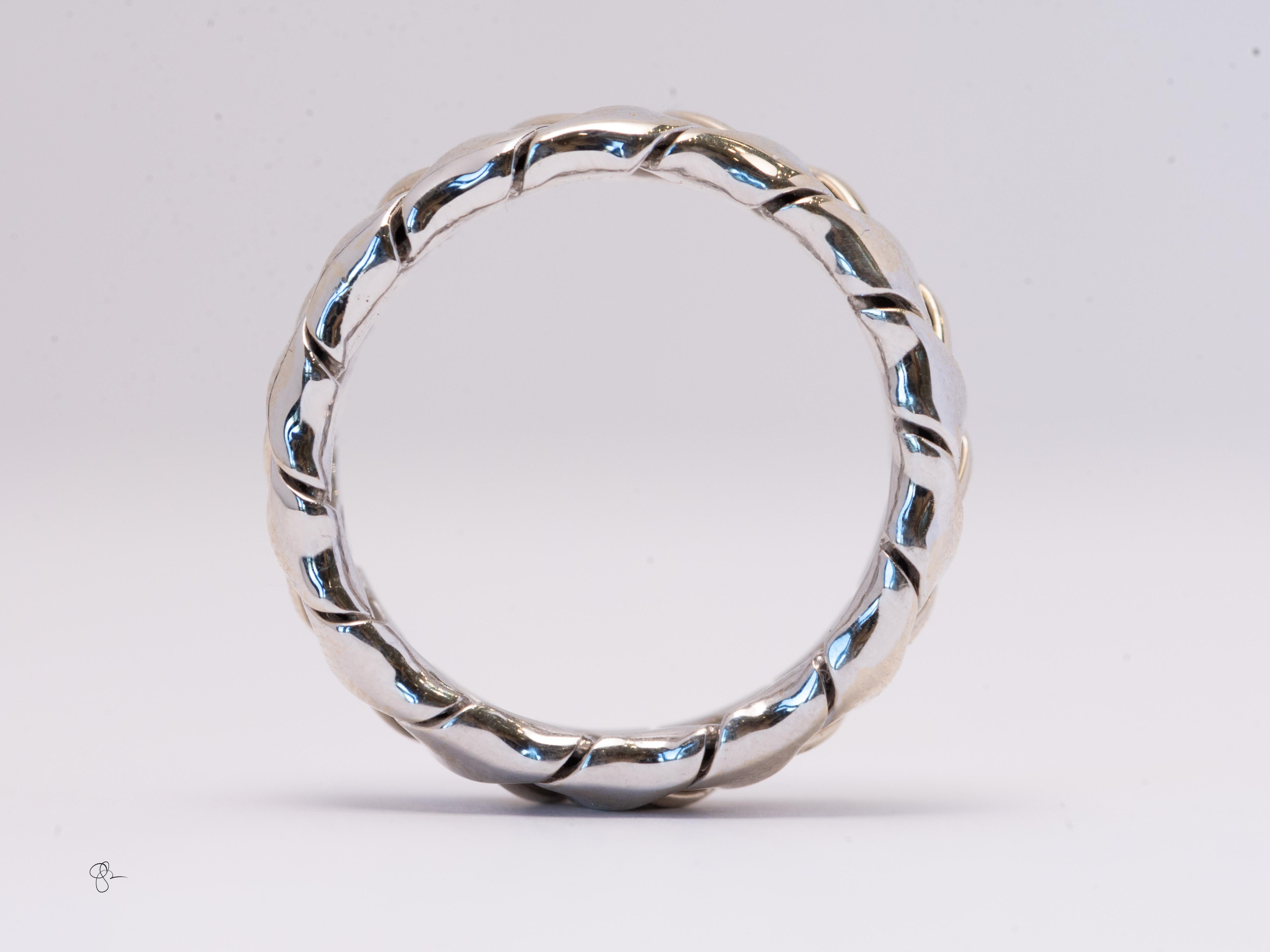 Louis Tamis and Sons: fede nuziale intrecciata in oro bianco 14k in vendita 1