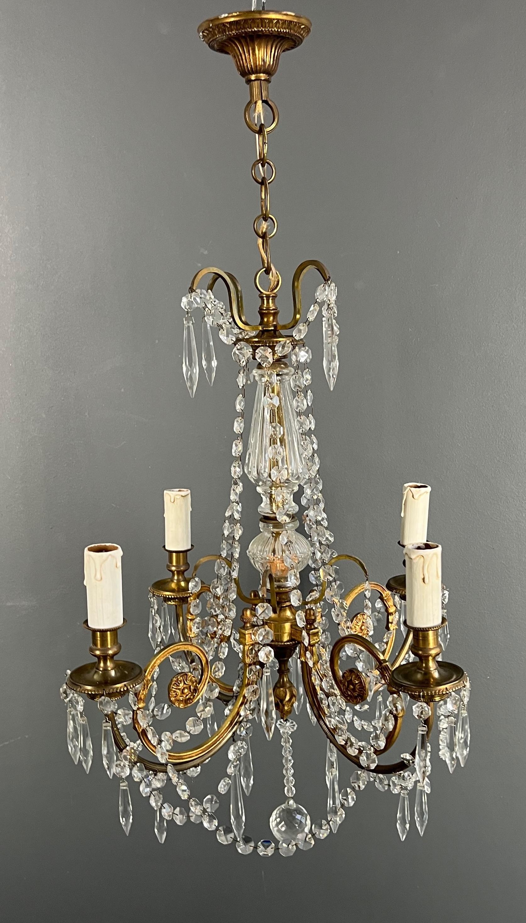 Lustre en cristal et bronze de style Louis XVI Bon état à Marcq-en-Barœul, Hauts-de-France