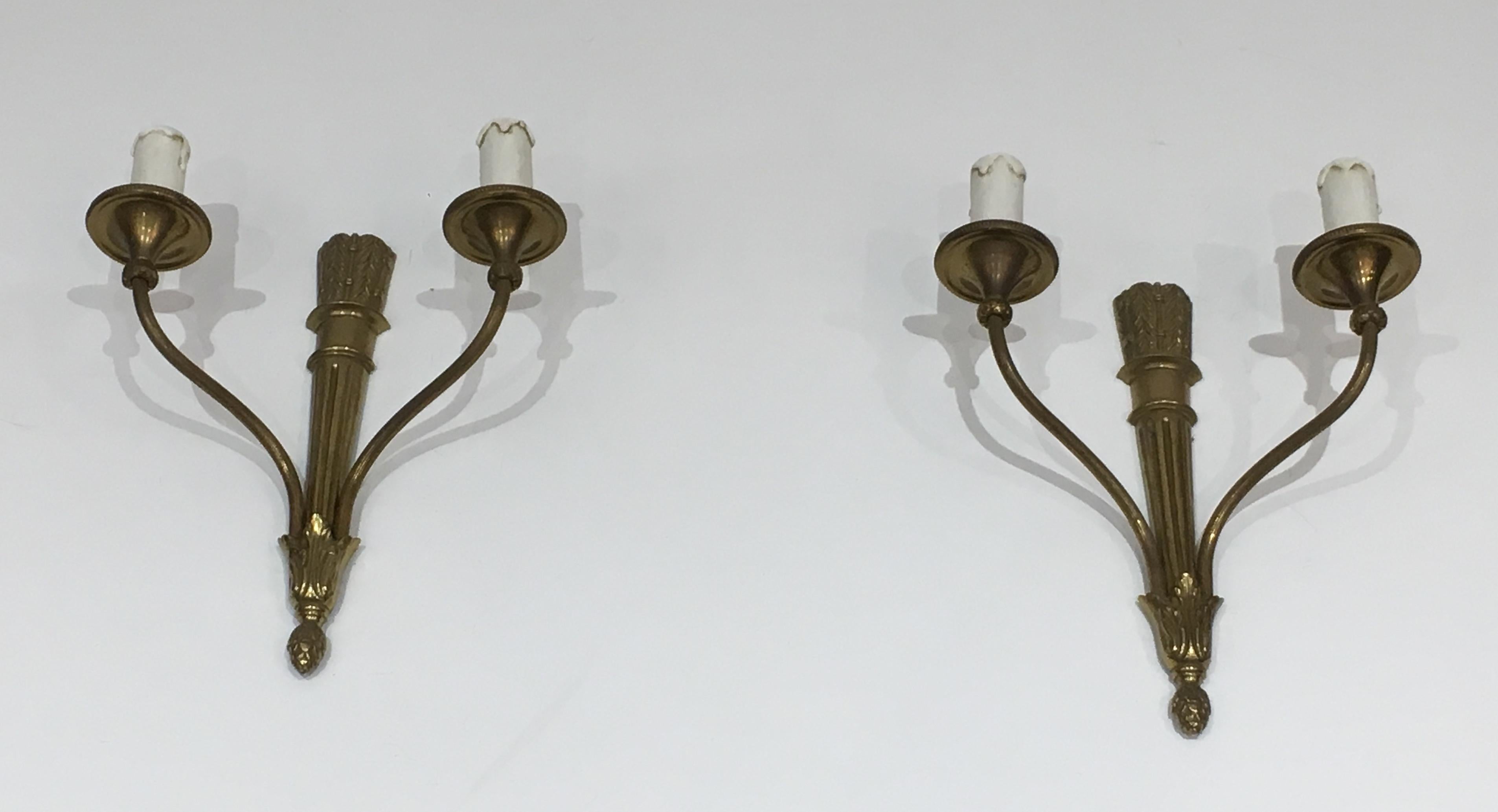 Louis XVI Style Pair of Bronze Wall Sconces with Quiver, French Work For Sale 6