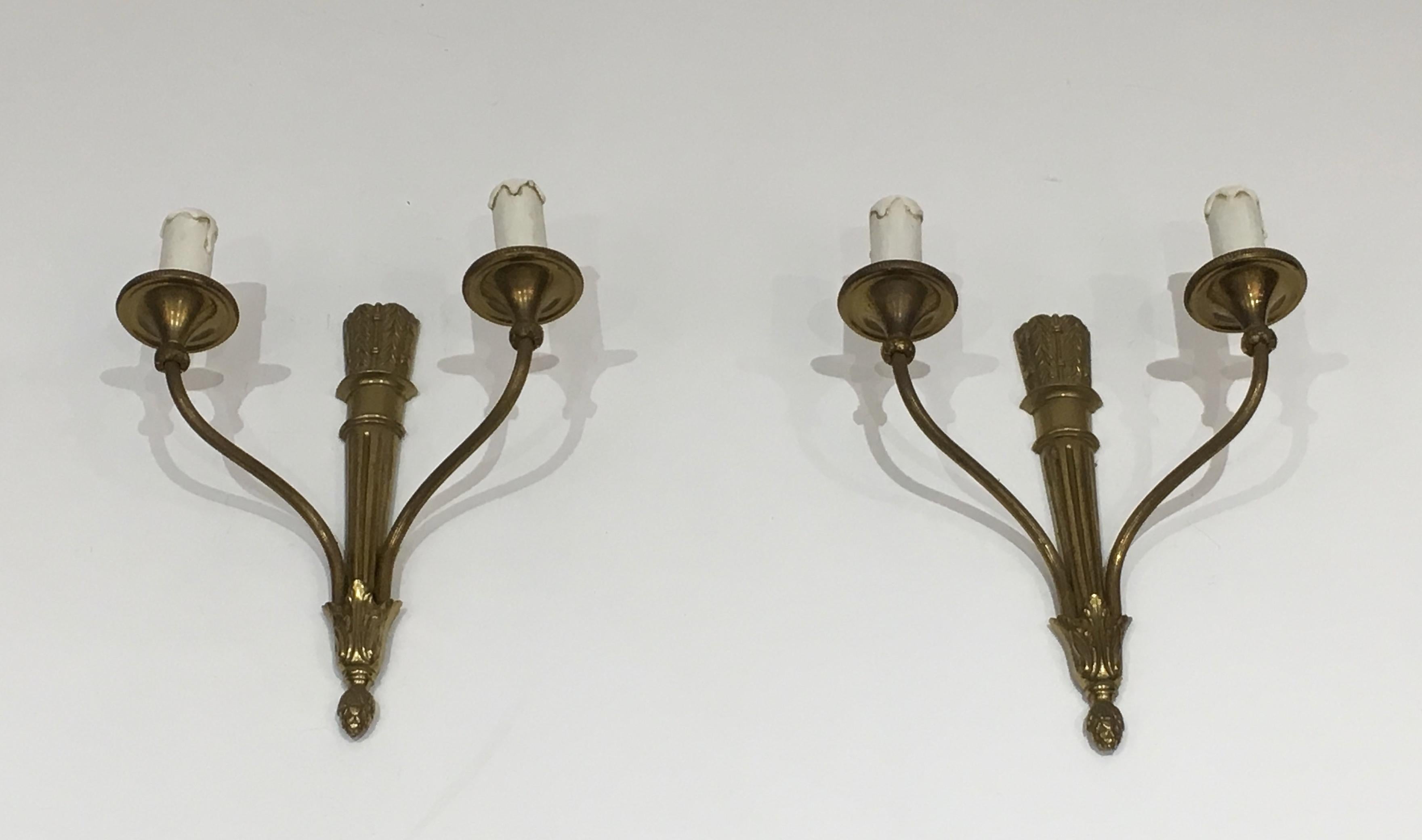 Louis XVI Style Pair of Bronze Wall Sconces with Quiver, French Work For Sale 10