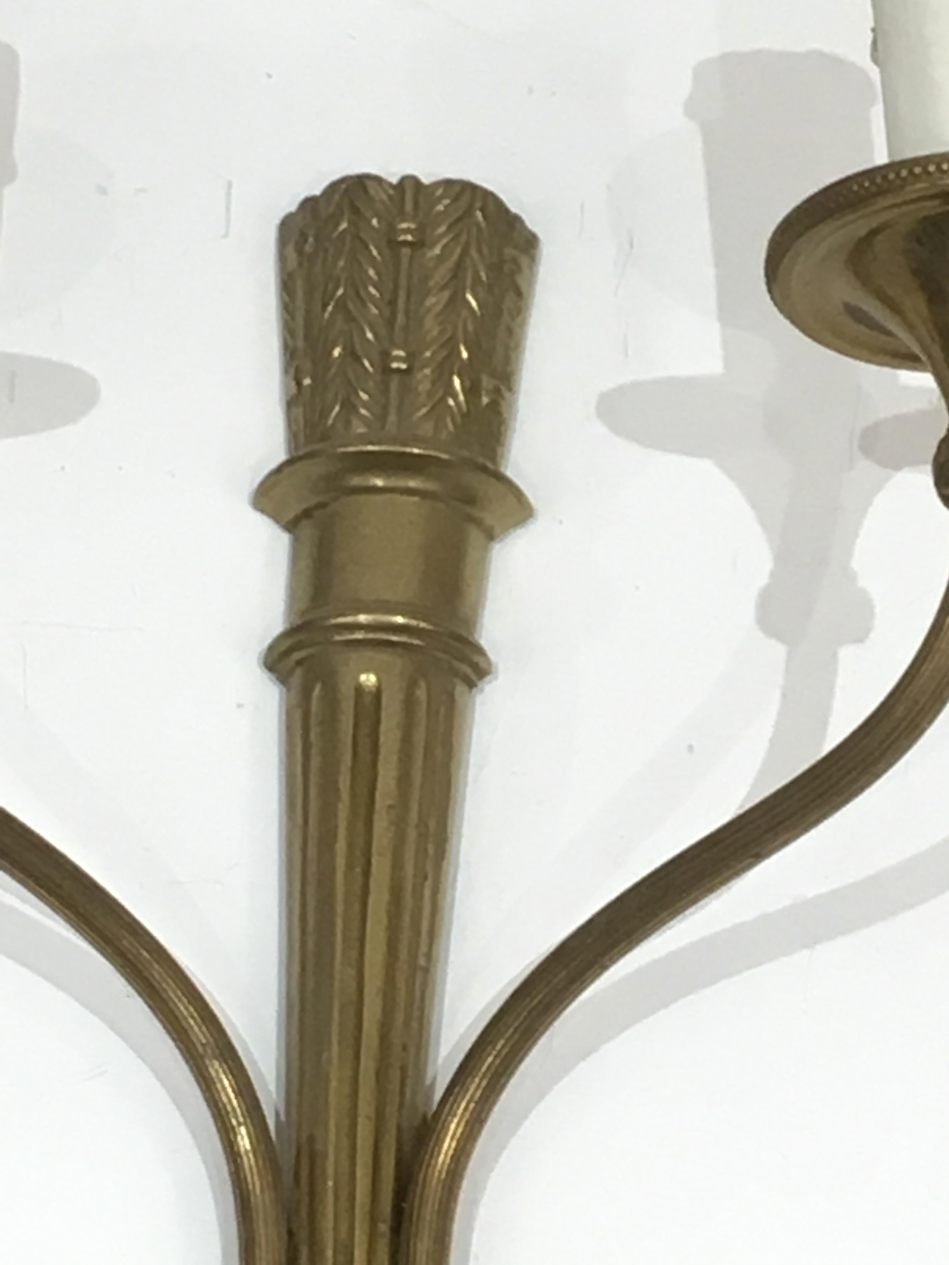 Louis XVI Style Pair of Bronze Wall Sconces with Quiver, French Work For Sale 1