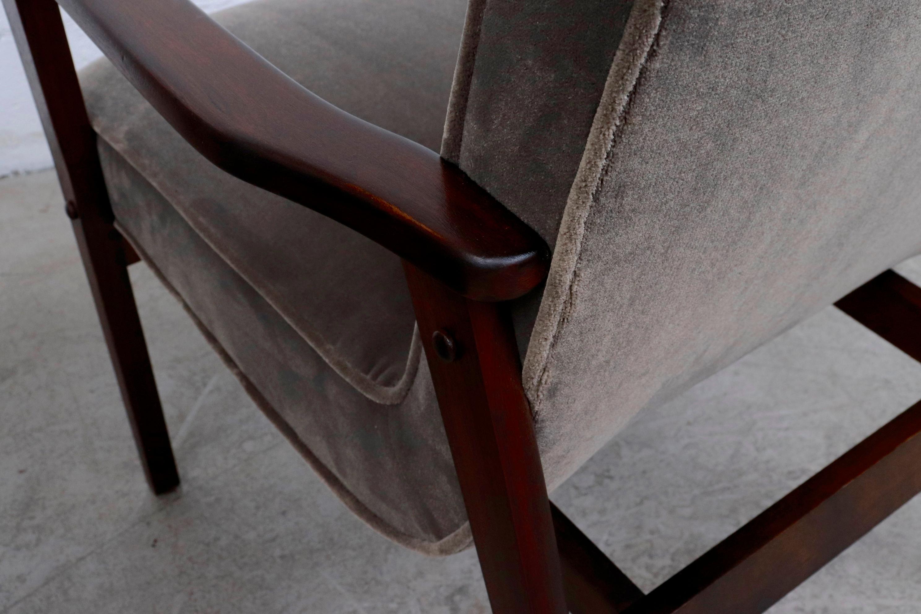 Louis Van Teefelen Inspired Pair of Slipper Lounge Chairs with Grey Mohair 1