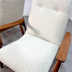 Poltrone Louis Van Teeffelen in bouclé riadattate per 'WéBé', anni '60.