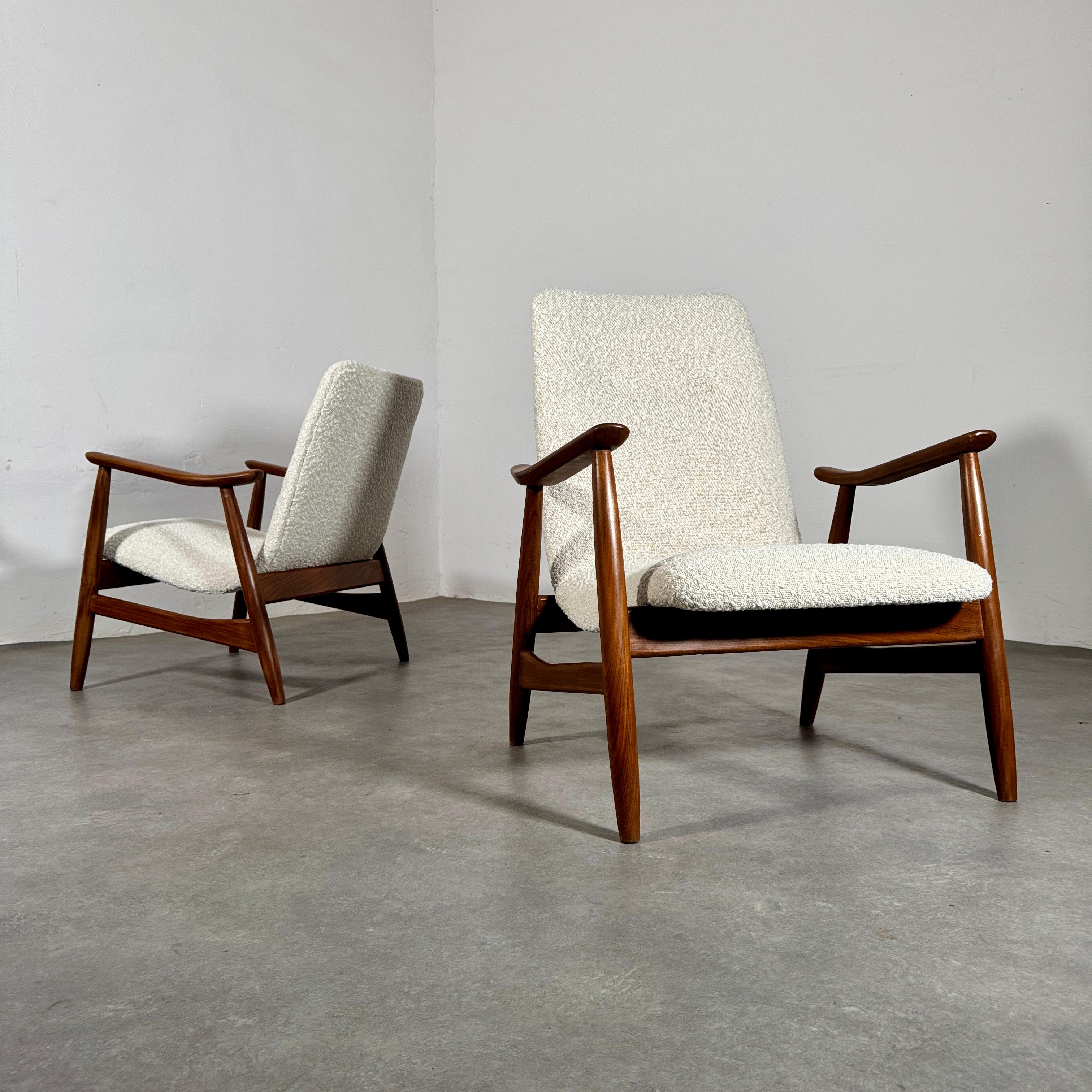 Louis Van Teeffelen Bouclé-Sessel mit neuem Bezug für WéBé