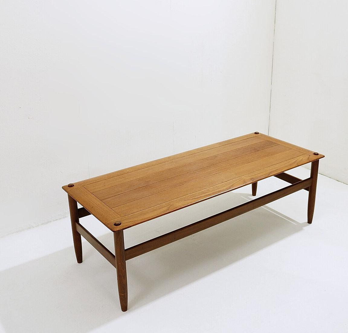 Louis van Teeffelen – Couchtisch – Wendbare Platte – Niederlande – 1960er Jahre im Angebot 5