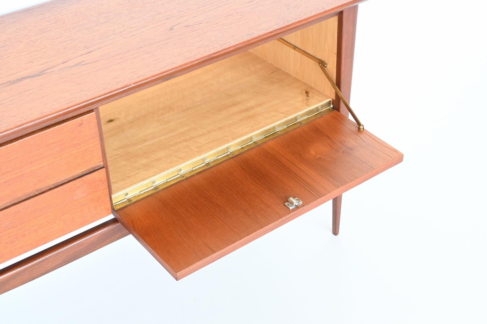 Louis van Teeffelen Dressing Table Webe the Netherlands 1960 6