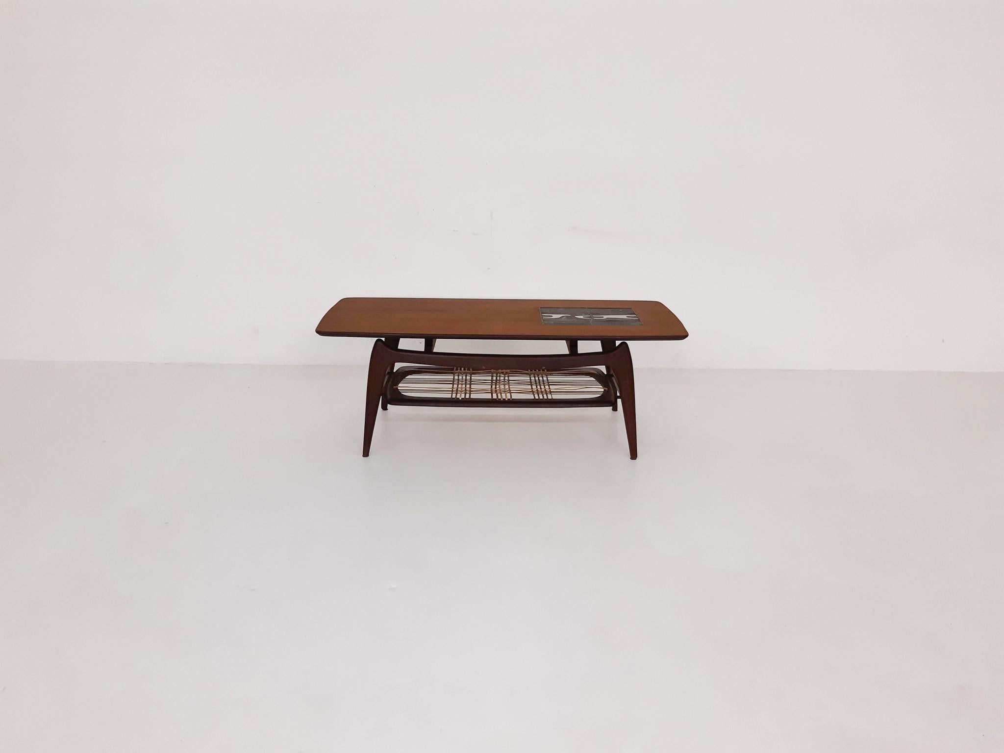 Louis Van Teeffelen for Webe Coffee Table, The Netherlands, 1950s In Good Condition In Amsterdam, NL