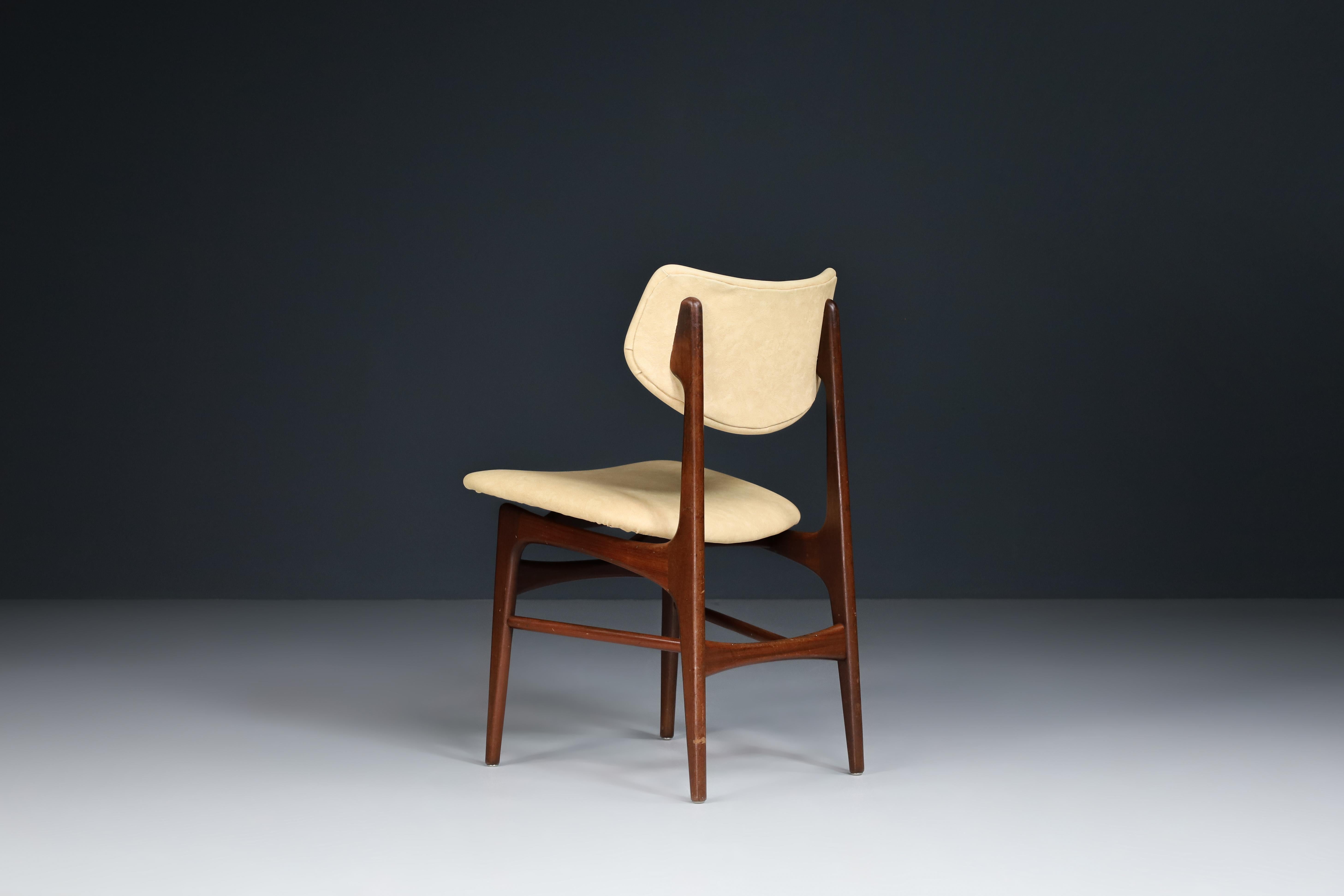 Louis Van Teeffelen for Wébé Dining Chairs, the Netherlands 1960s For Sale 1