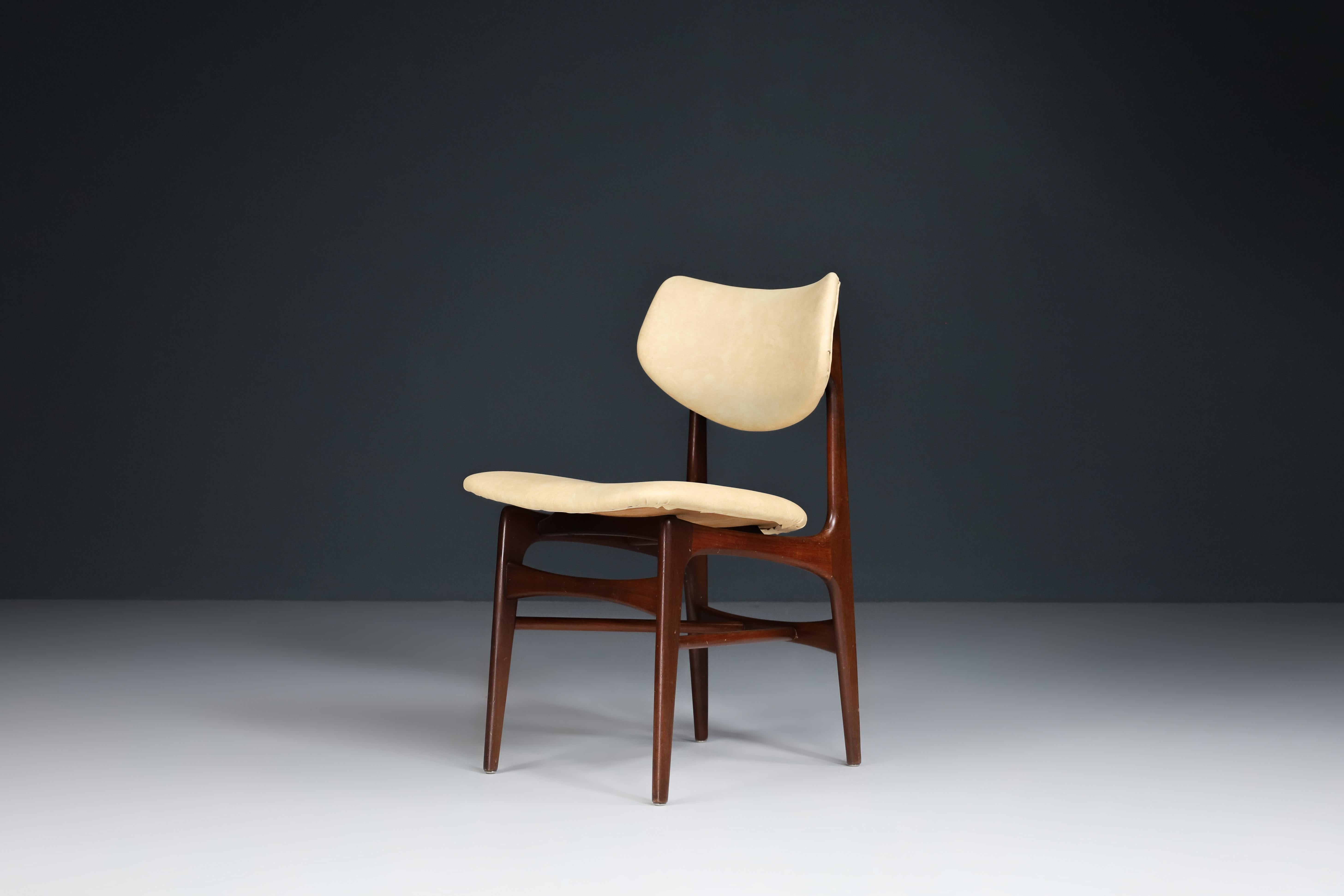 Louis Van Teeffelen for Wébé Dining Chairs, the Netherlands 1960s For Sale 2