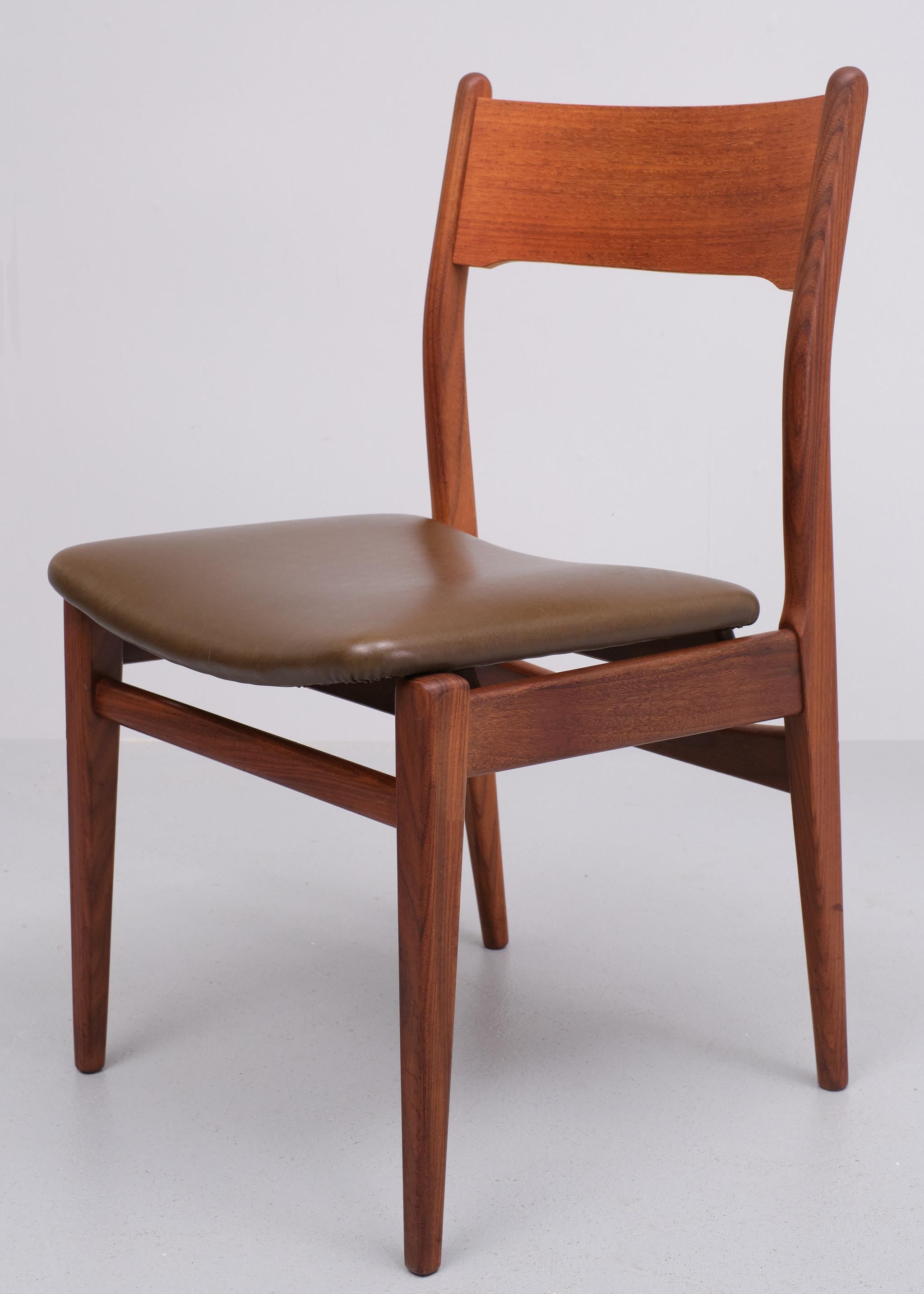 Mid-20th Century Louis van Teeffelen  Teak dining chairs 1960s 