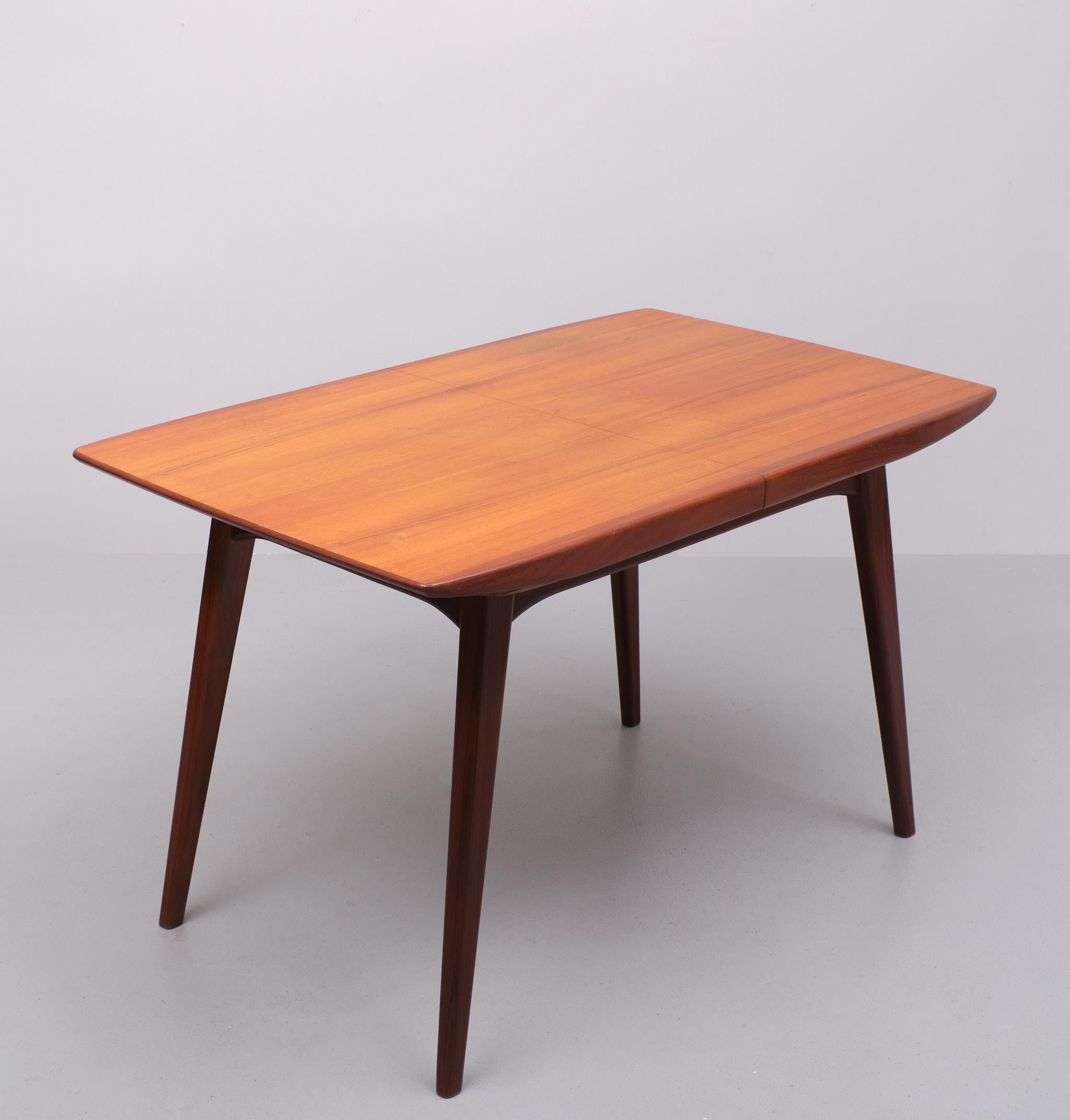 Louis van Teeffelen Teak extendable dining table  1960s  1
