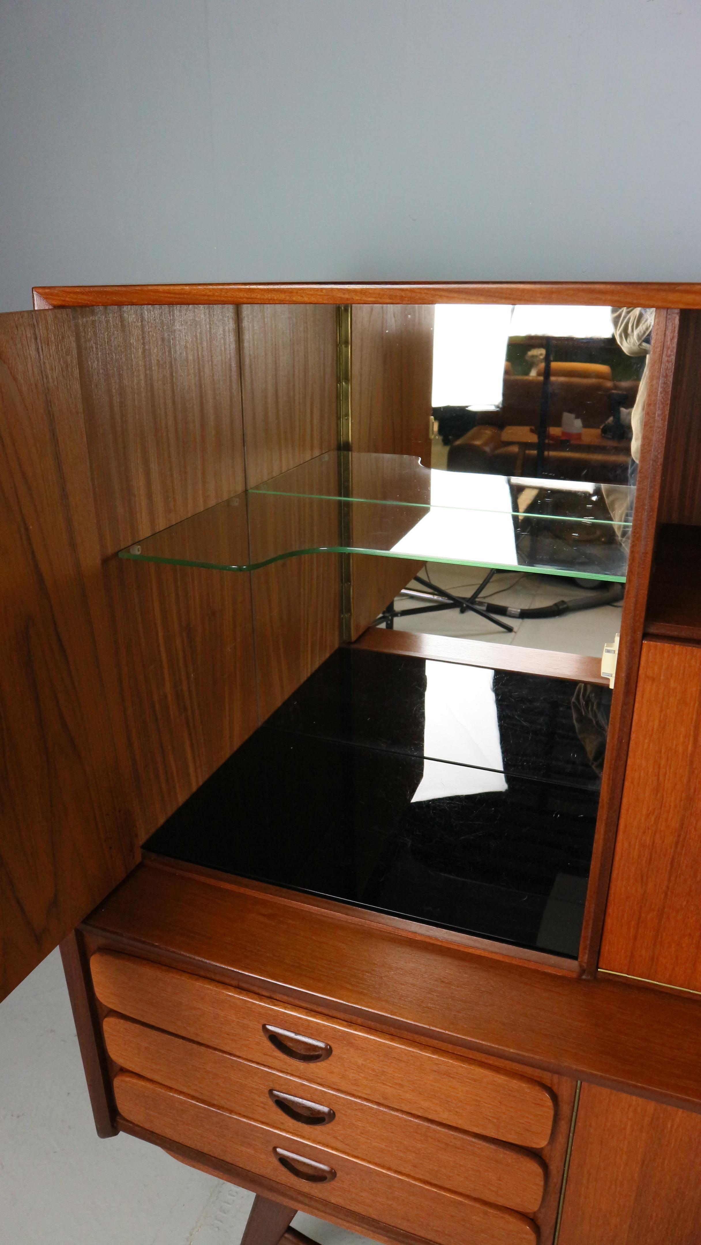 Credenza in teak Louis Van Teeffelen per WéBé, anni '60 8