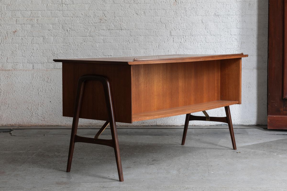 Louis Van Teeffelen Schreibtisch für Wébé, Niederländisches Design, 1960er Jahre 12