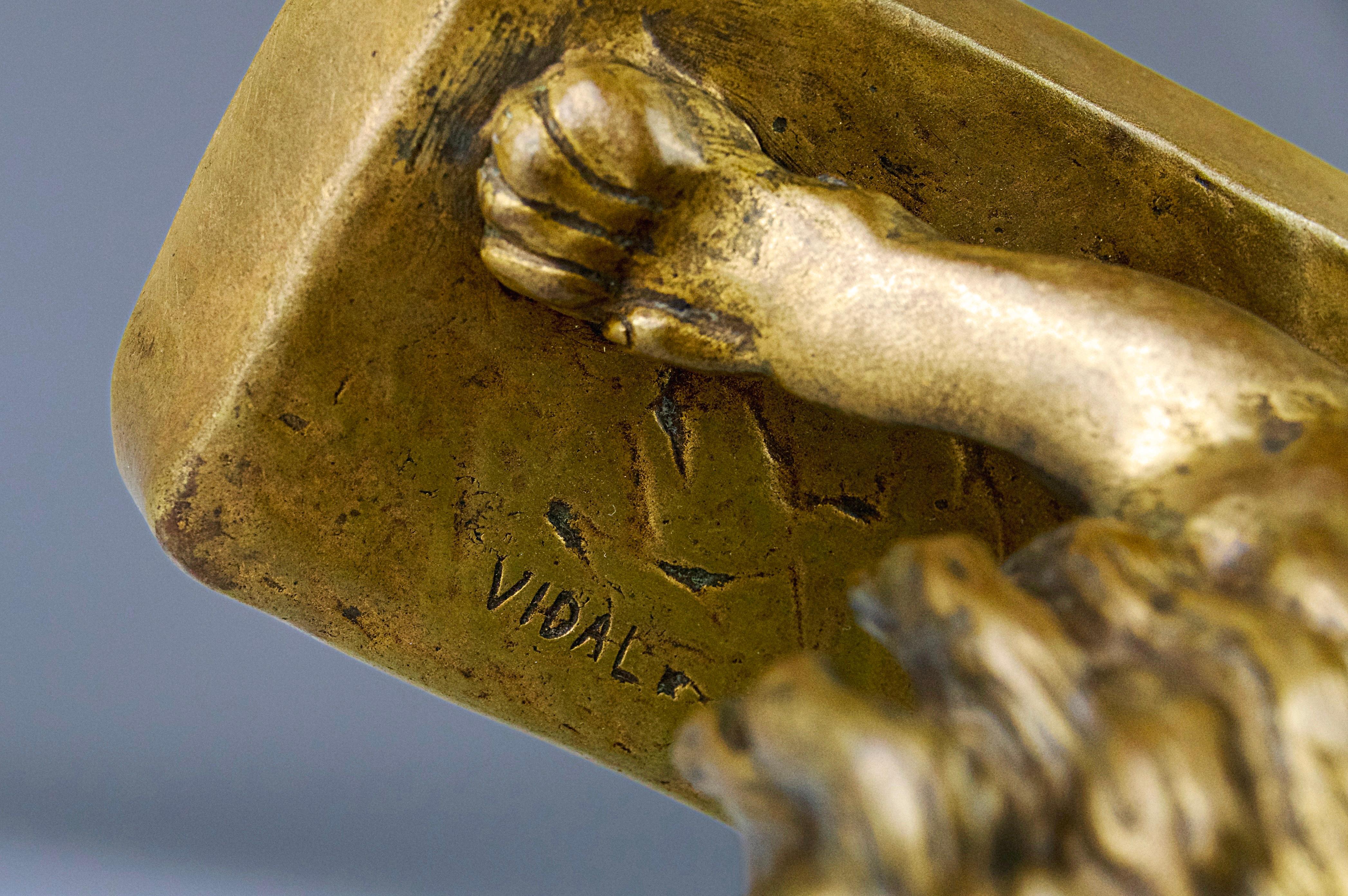 Louis Vidal (1831-1892),  León Rugiente, Francia en venta 5