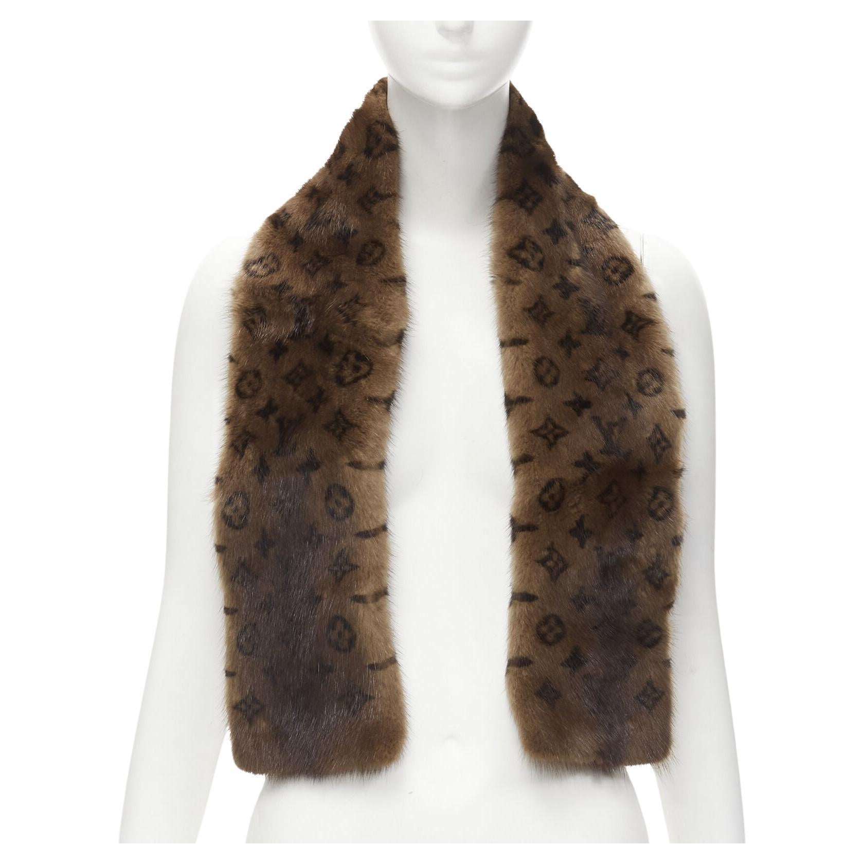 LOUIS VUITTON 100% Vison Mink fur brown monogram print shawl scarf For Sale