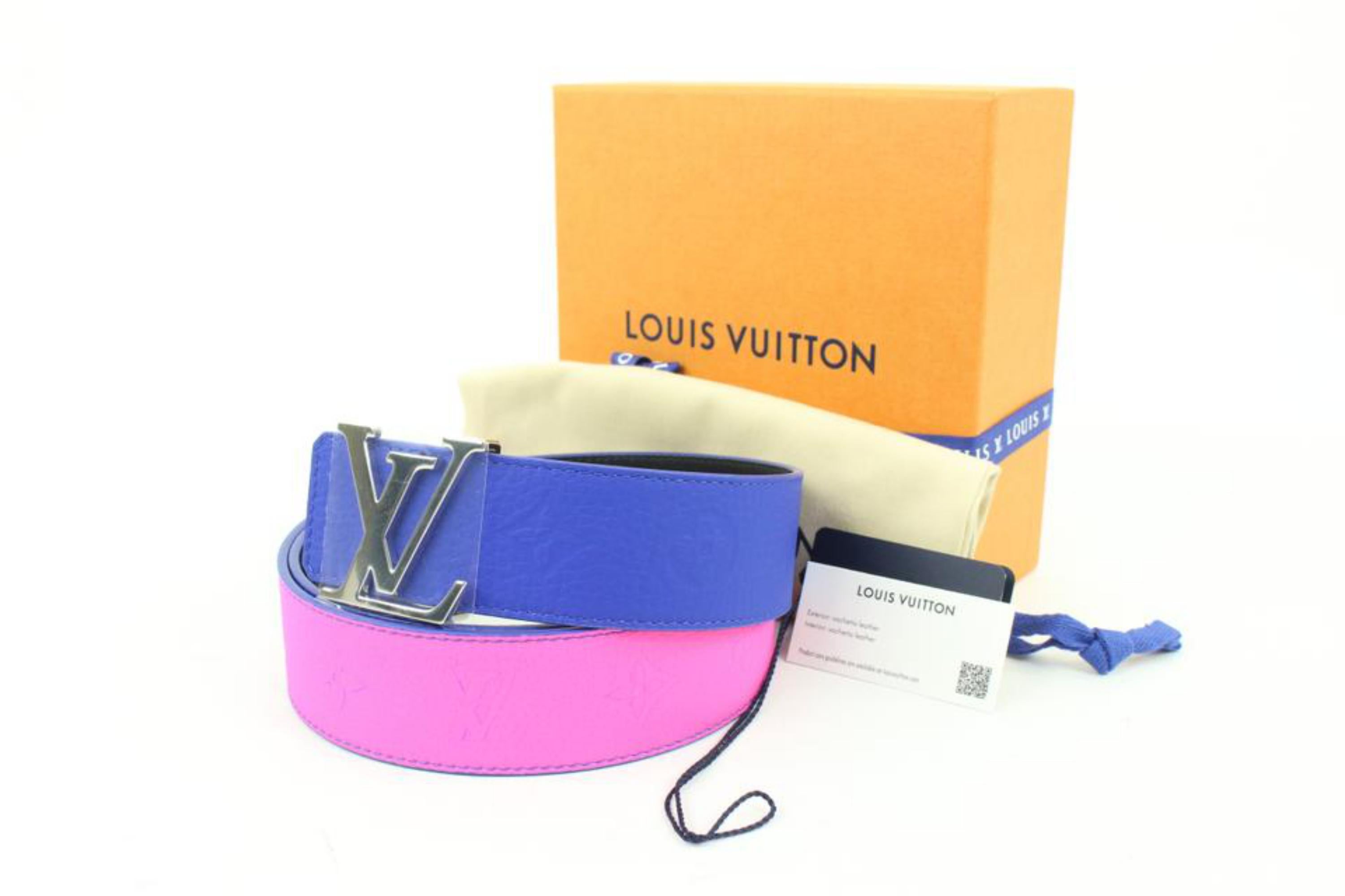 Louis Vuitton 110/44 Illusion Leather 40MM Initials Reversible Belt 36l128s
Date Code/Serial Number: BC4281
Made In: Spain
Measurements: Length:  50.75