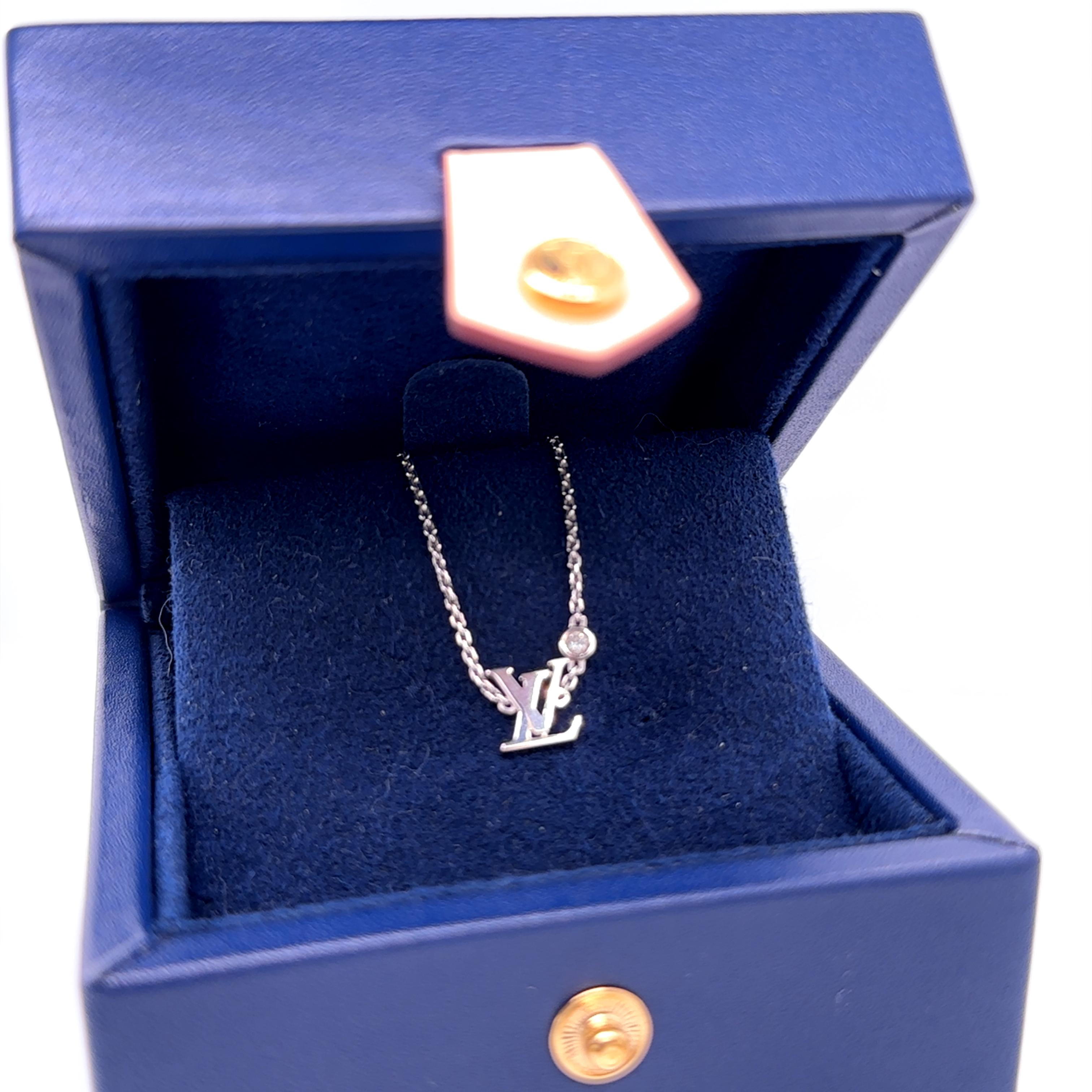 Women's Louis Vuitton 18ct White Gold Idylle Blossom Diamond Necklace 4.36g
