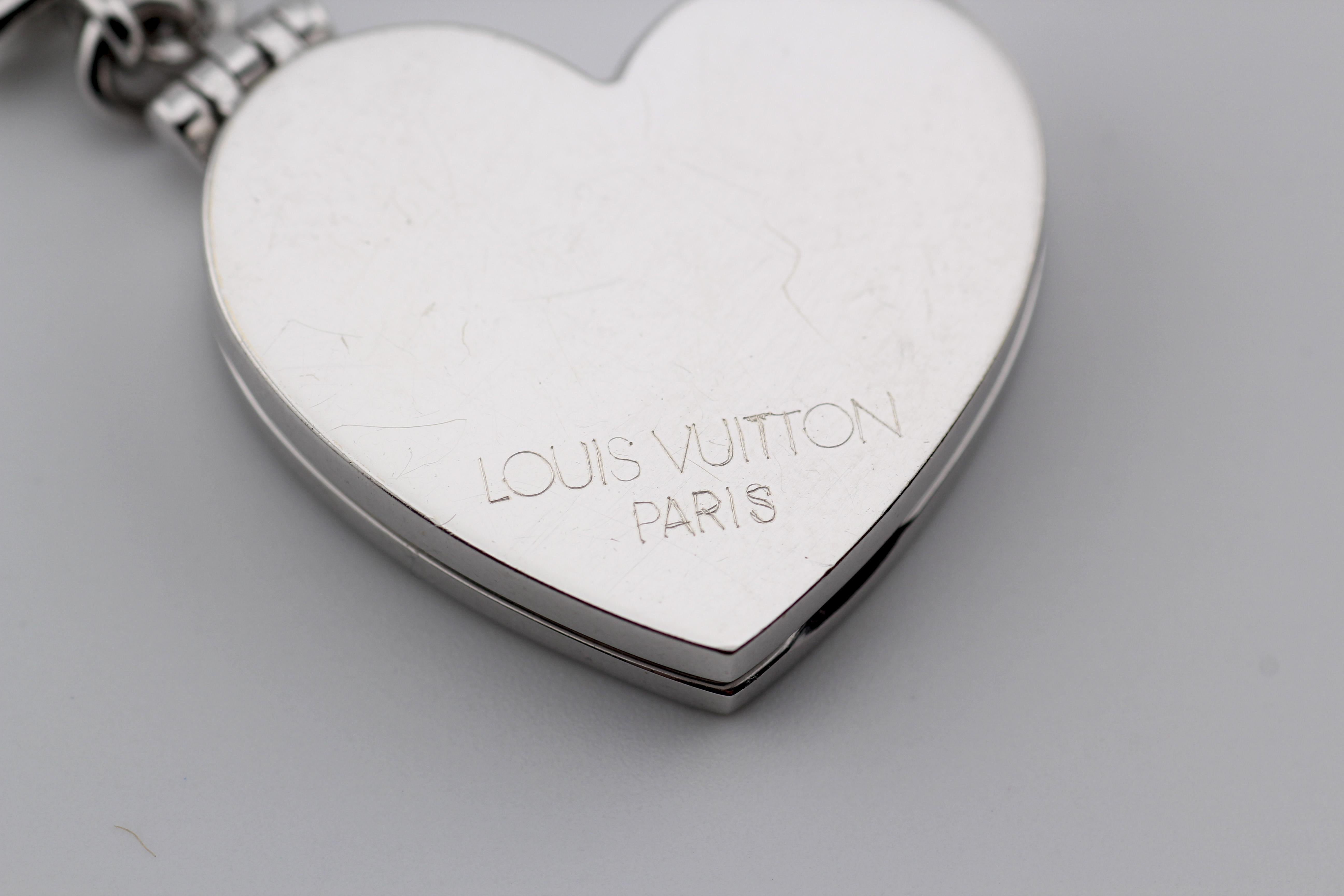 Louis Vuitton 18K White Gold Heart Locket Charm Pendant For Sale 1