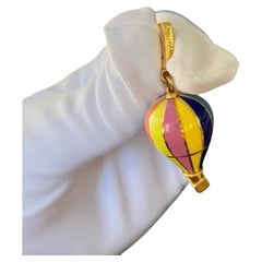 Louis Vuitton 18k yellow gold hot air balloon pendant charm