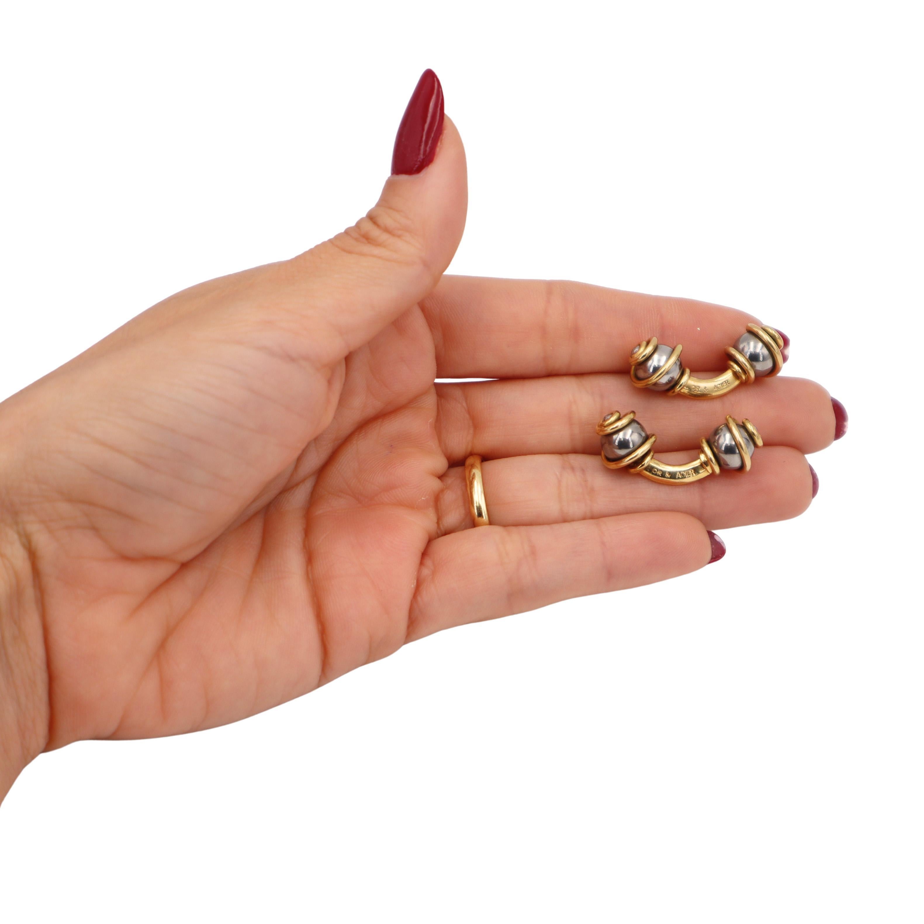Contemporary LOUIS VUITTON 18kt Gold and Stainless Steel Cufflinks For Sale
