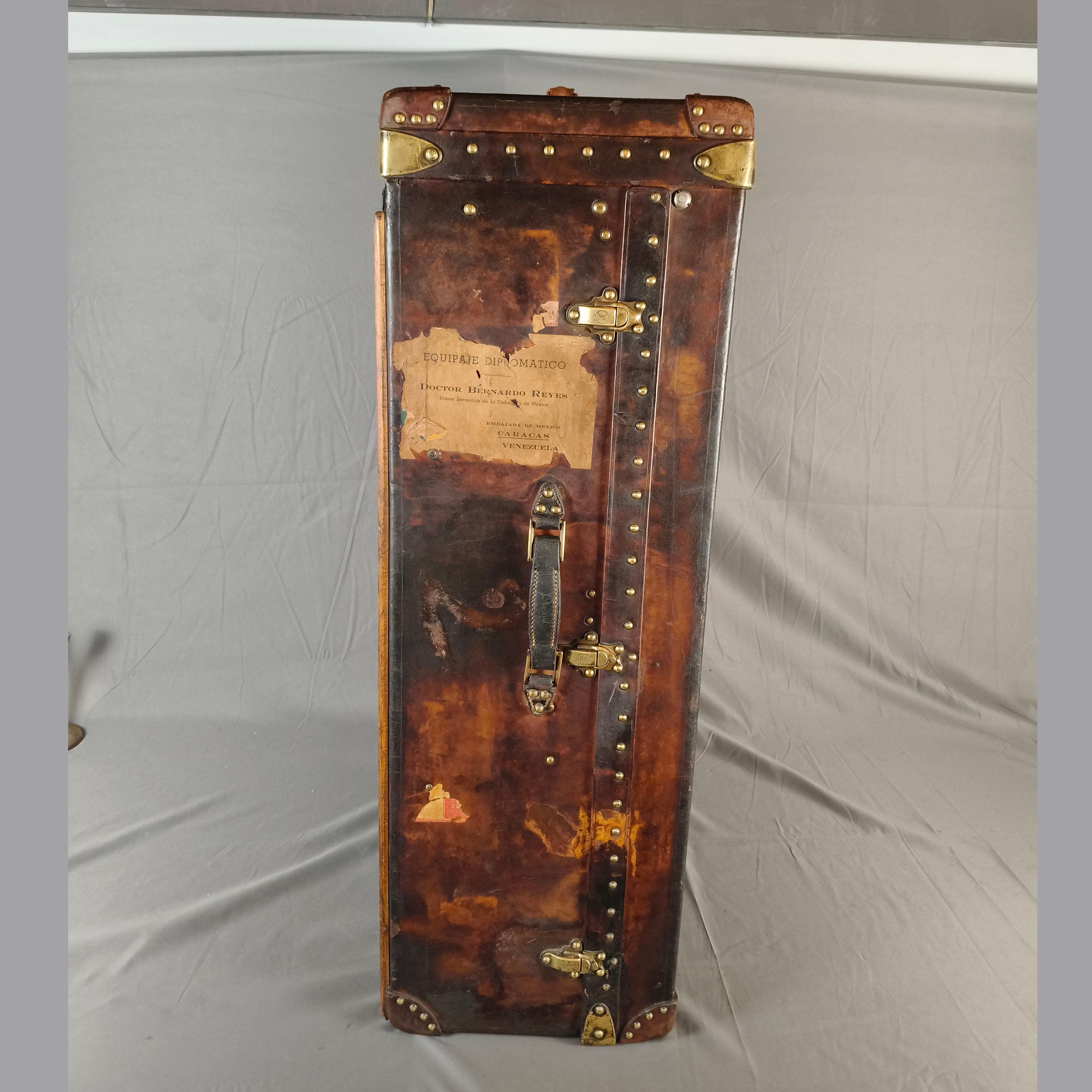 Brass Louis Vuitton 1930's Brown Leather Travel Trunk For Sale
