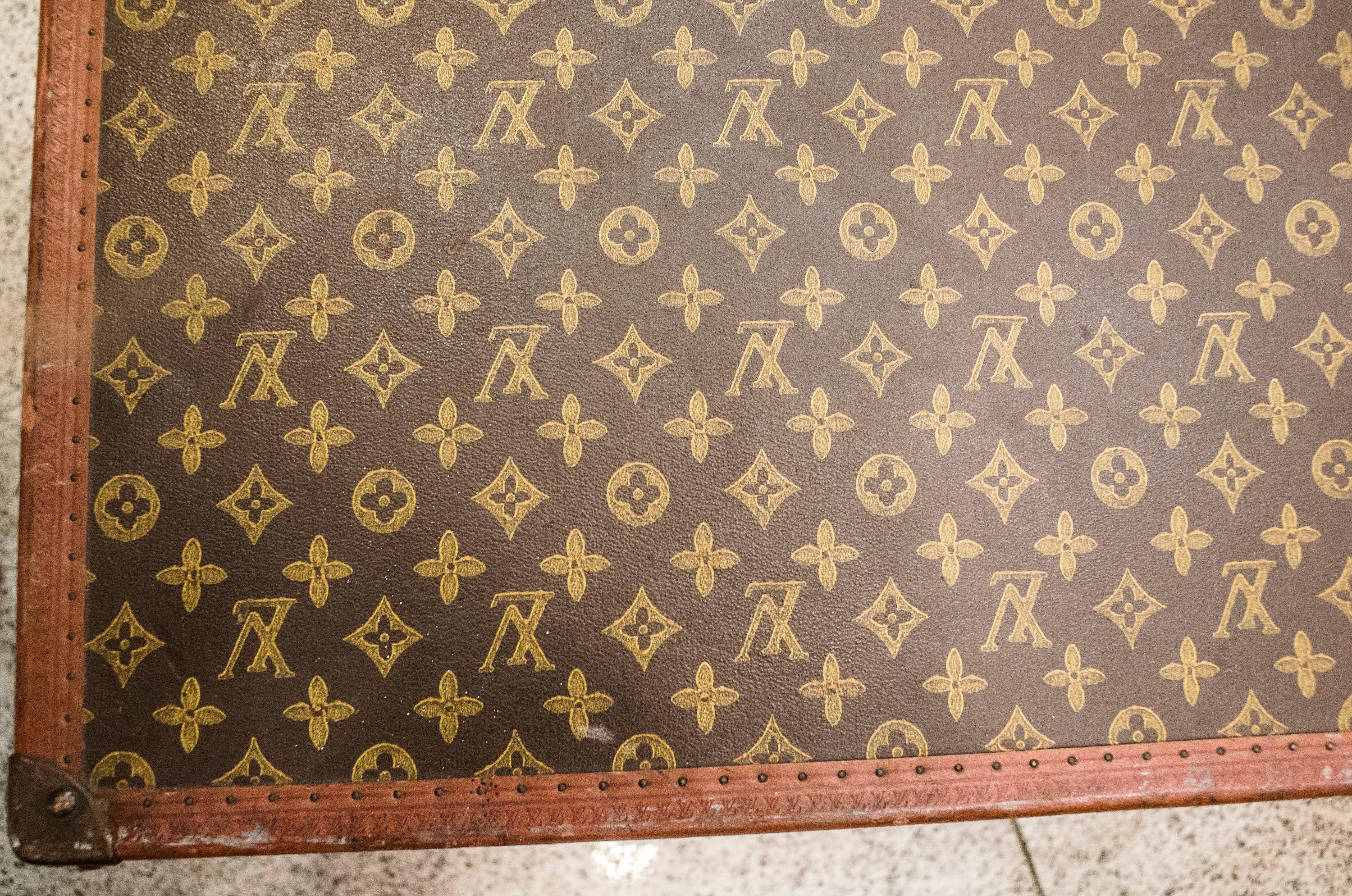 Brass Louis Vuitton 1945 Suitcase-Trunk Alzer '113023'