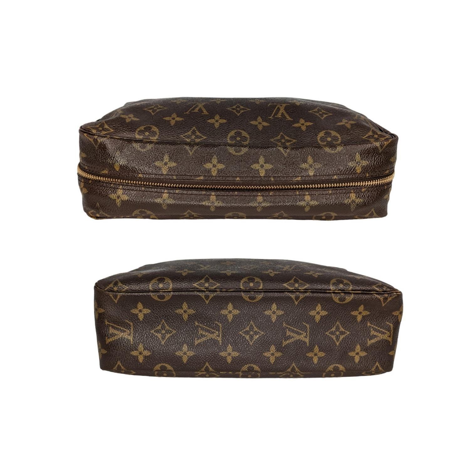 Louis Vuitton 1988 Monogram Trousse Toiletry Cosmetic Case In Good Condition For Sale In Scottsdale, AZ