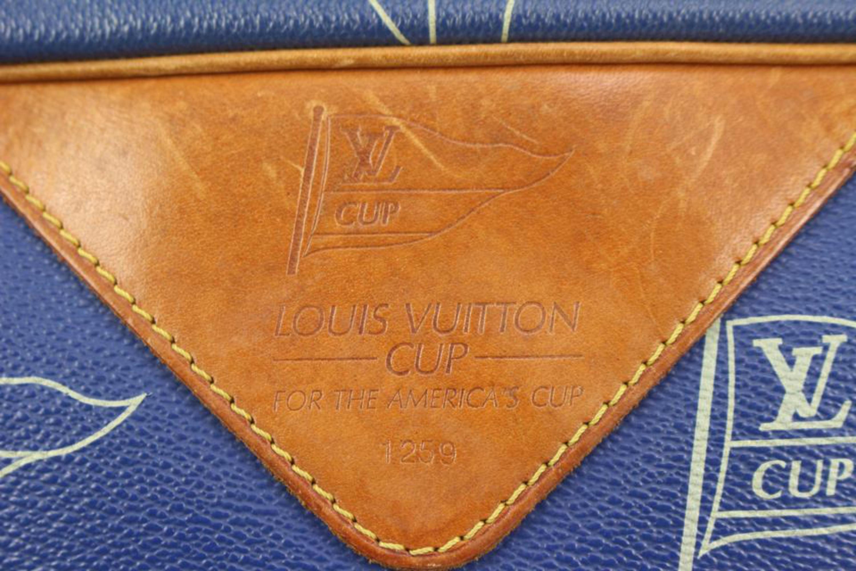 Louis Vuitton 1991 Blue LV Cup Sac San Diego Crossbody Bag 96lz425s For Sale 6